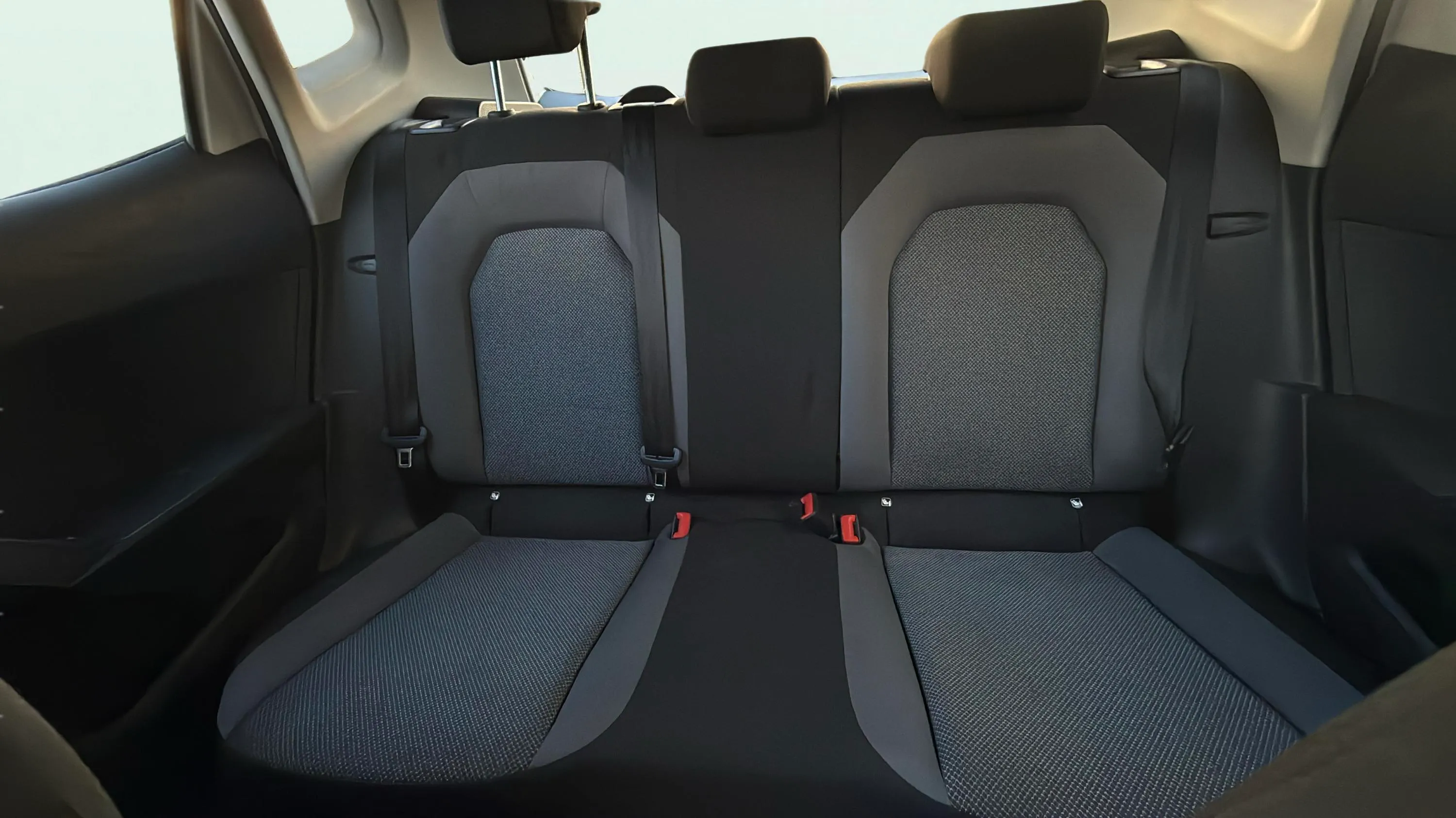 SEAT Arona 1.0 TSI Style Ecomotive - foto 27