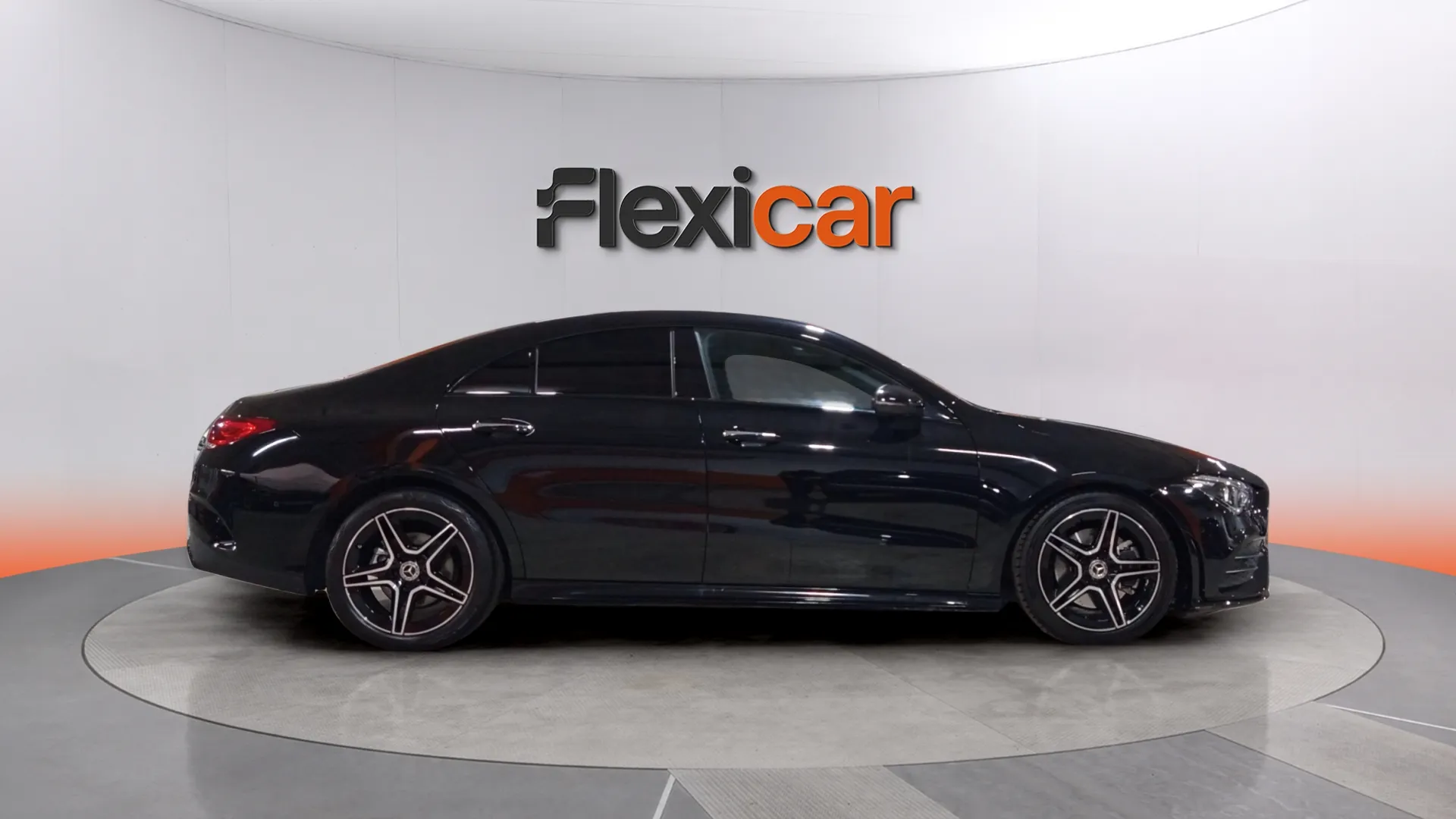 Mercedes-Benz CLA 200 D DCT - foto 4