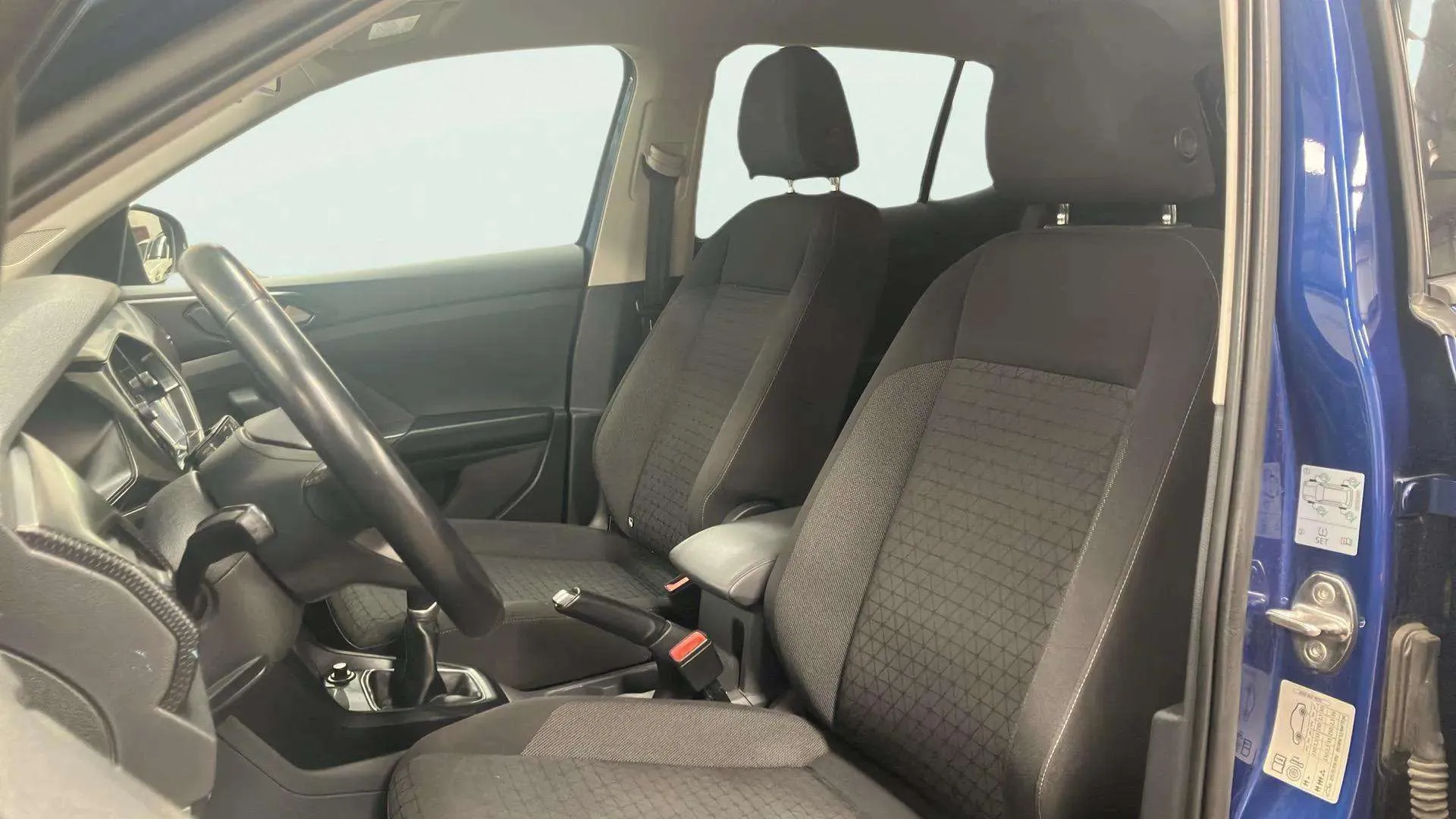 Volkswagen T-Cross Advance 1.0 TSI - foto 9