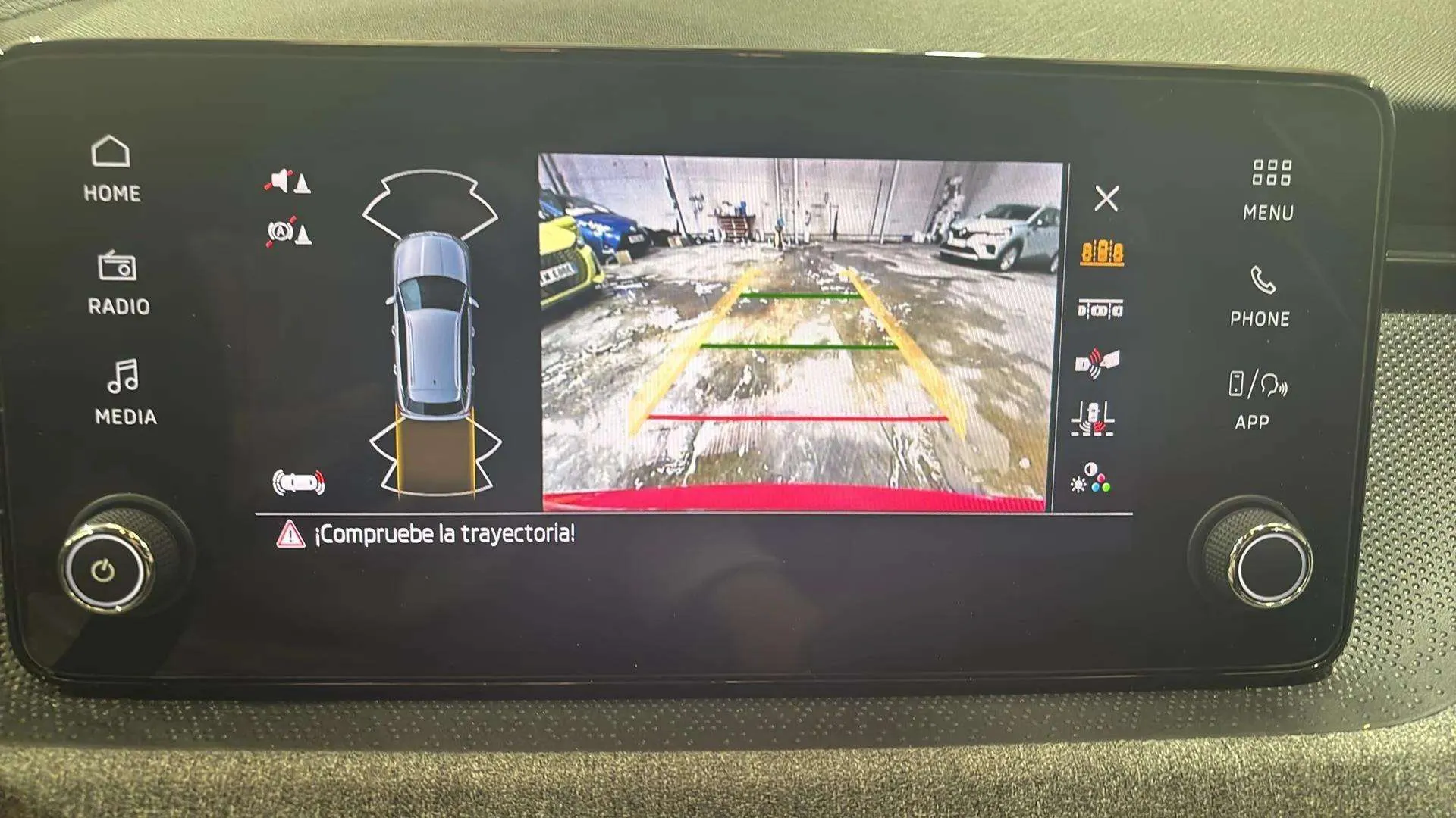 Škoda Kamiq 1.0 TSI Selection - foto 17