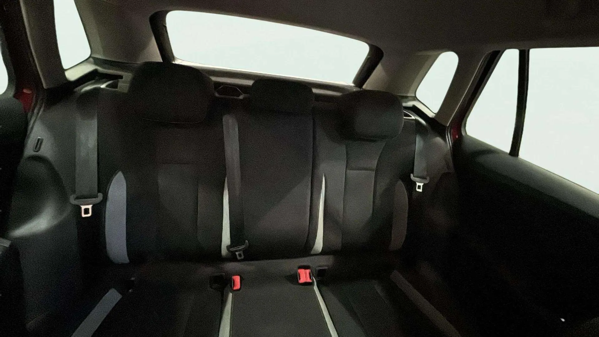 Škoda Kamiq 1.0 TSI Selection - foto 26