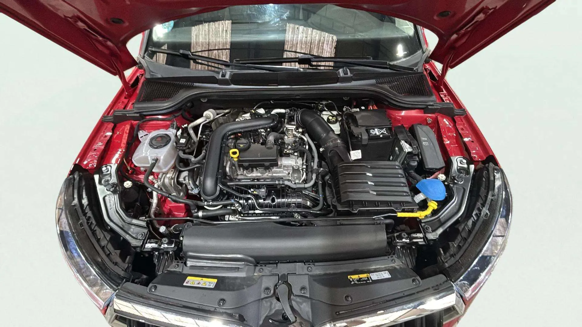 Škoda Kamiq 1.0 TSI Selection - foto 28