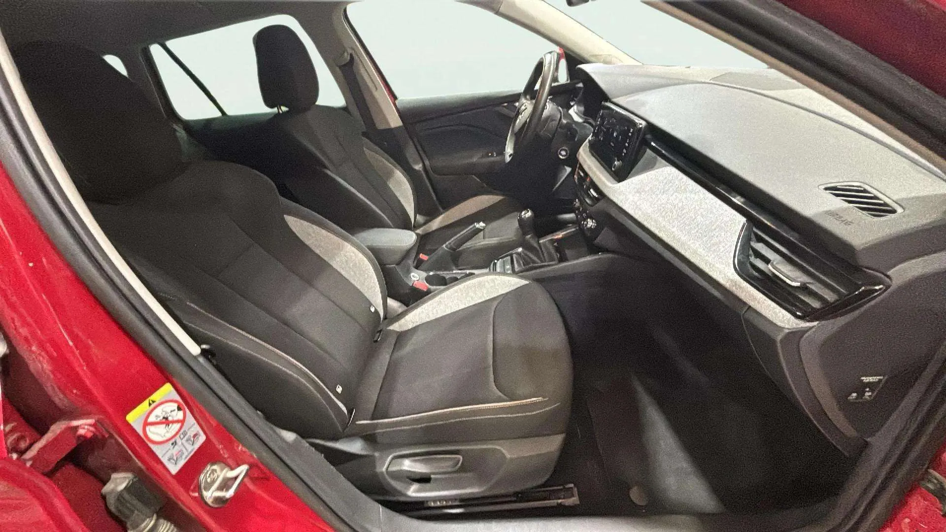 Škoda Kamiq 1.0 TSI Selection - foto 24