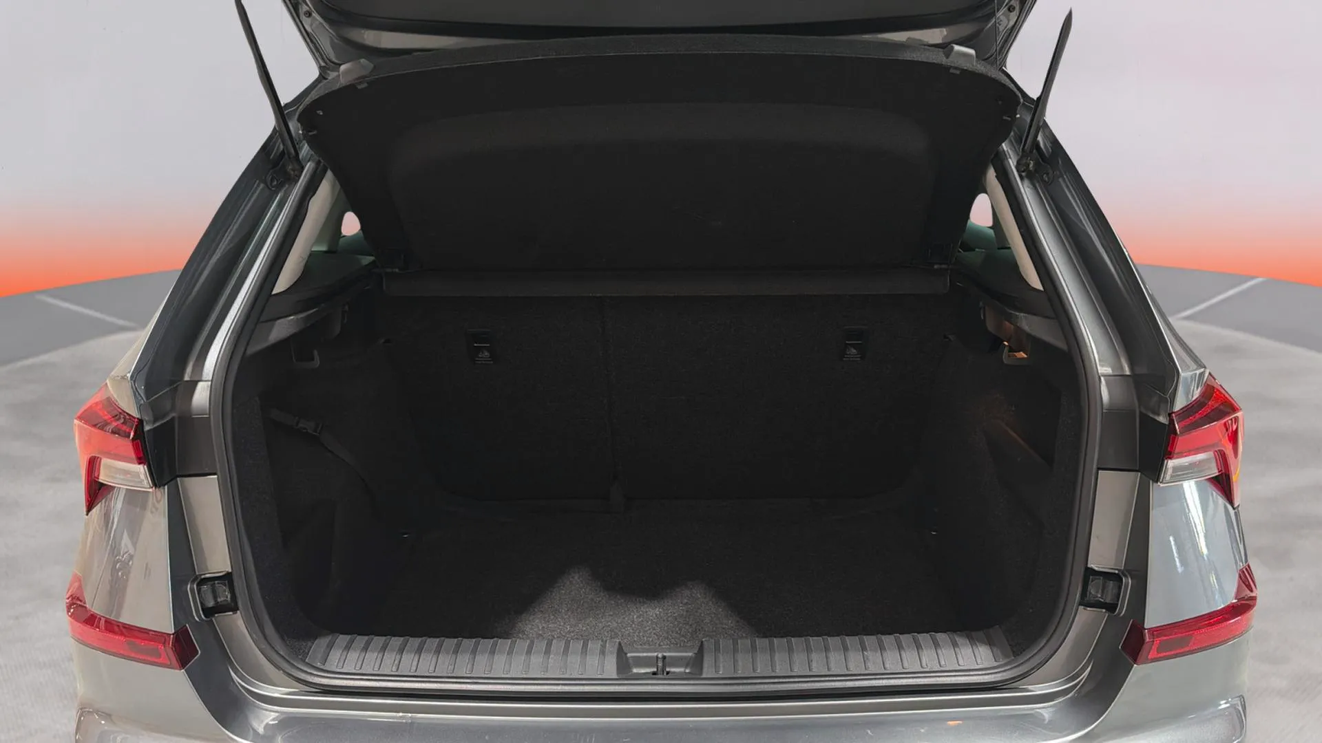 Škoda Kamiq 1.0 TSI Selection - foto 23