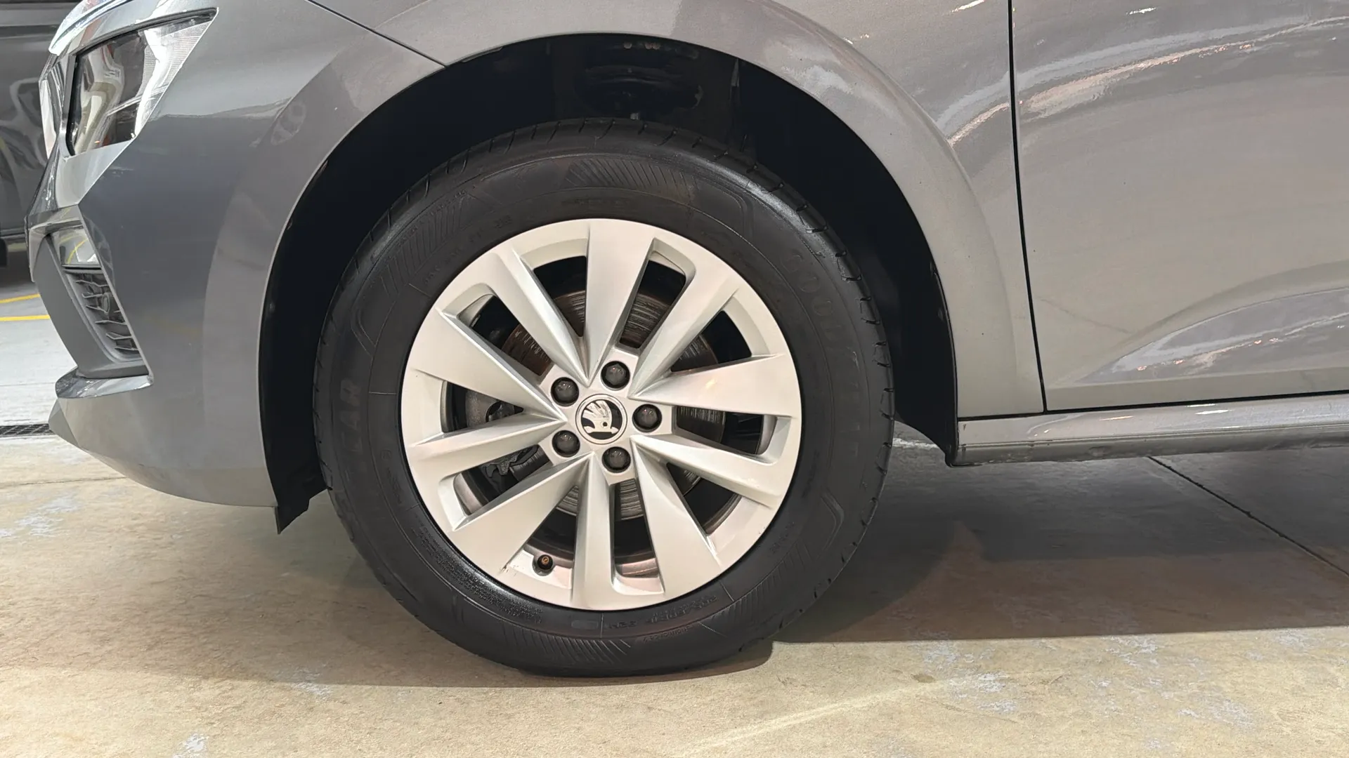 Škoda Kamiq 1.0 TSI Selection - foto 24