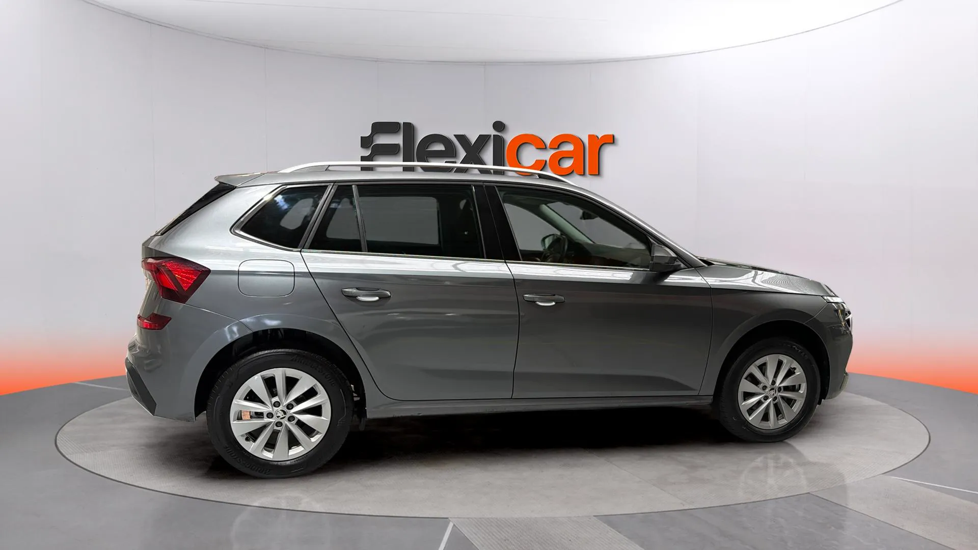 Škoda Kamiq 1.0 TSI Selection - foto 8