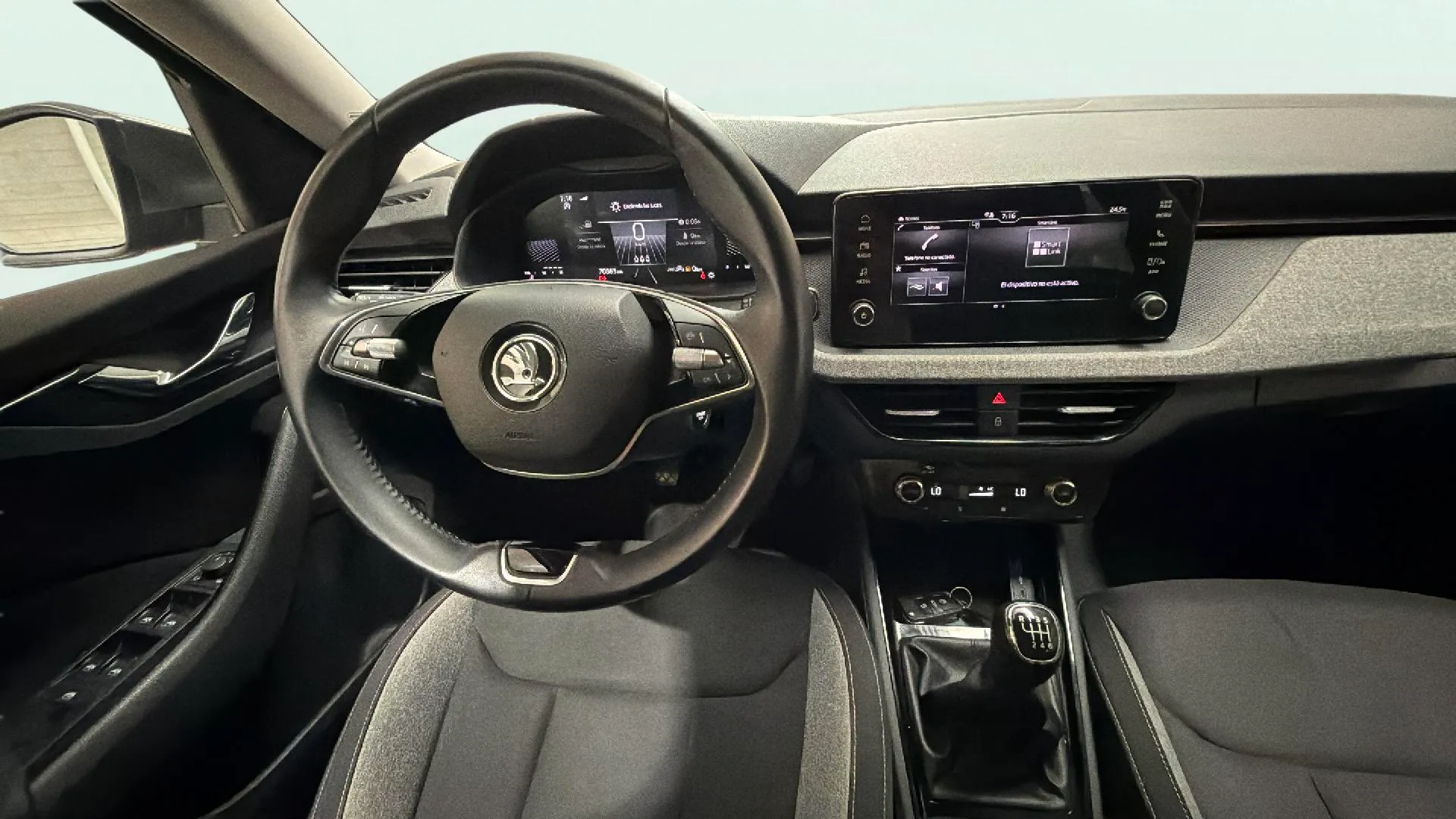 Škoda Kamiq 1.0 TSI Selection - foto 16