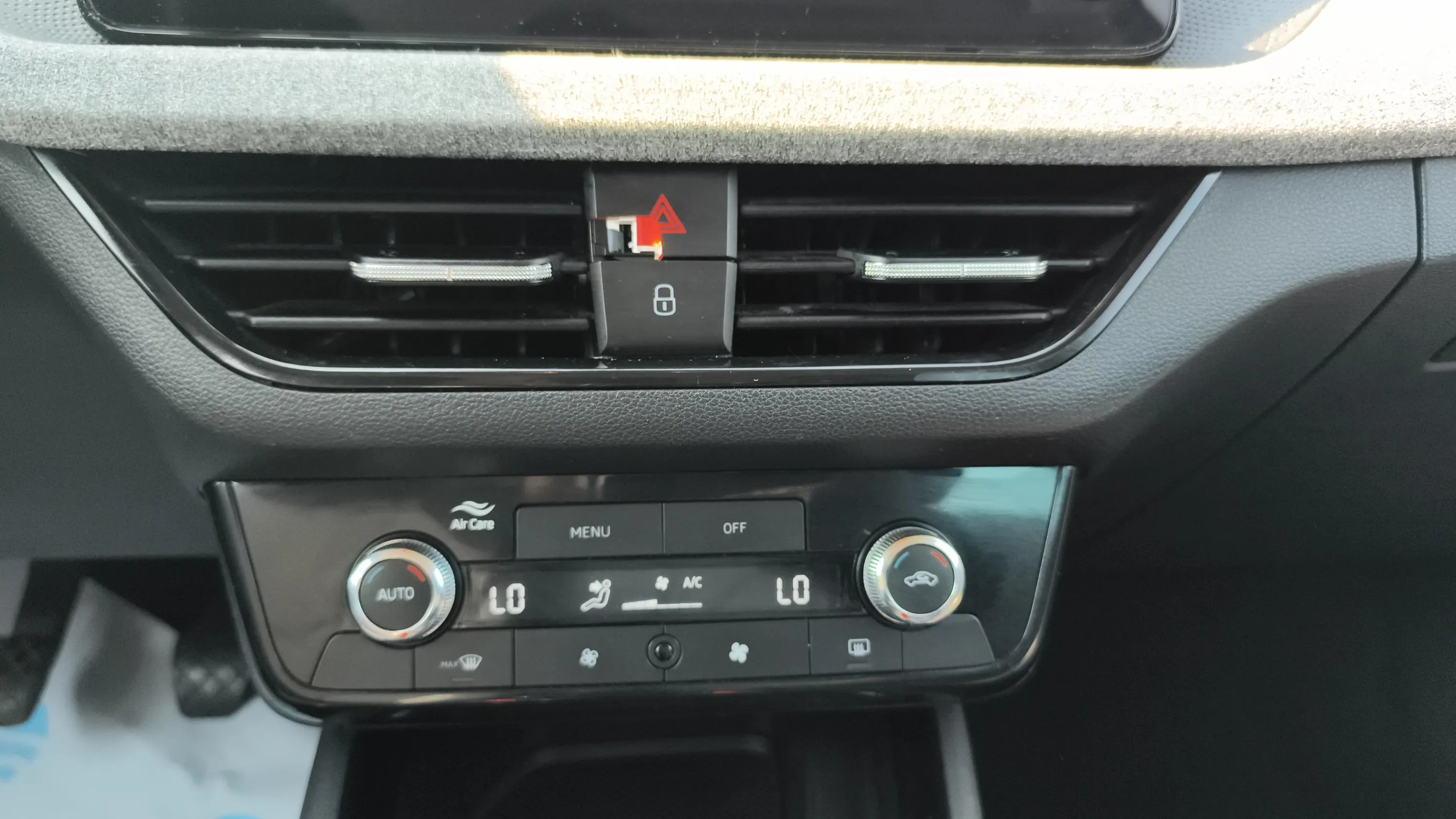 Škoda Kamiq 1.0 TSI Selection - foto 11