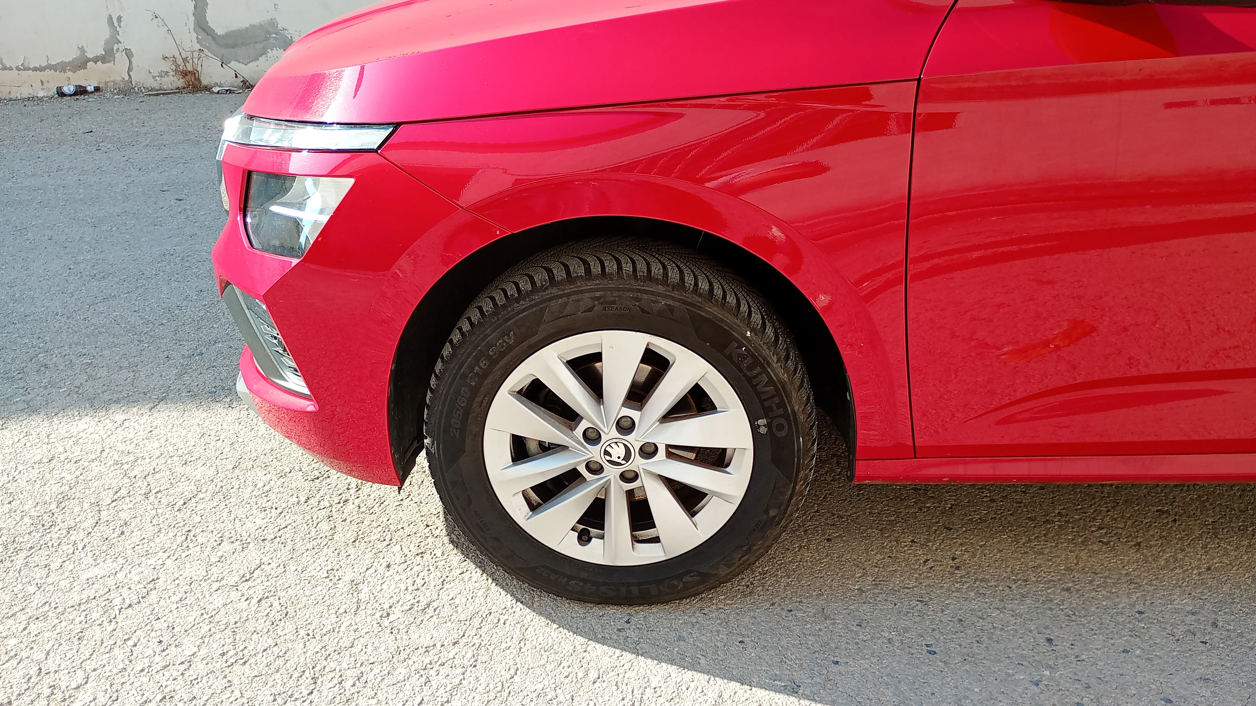 Škoda Kamiq 1.0 TSI Selection - foto 17