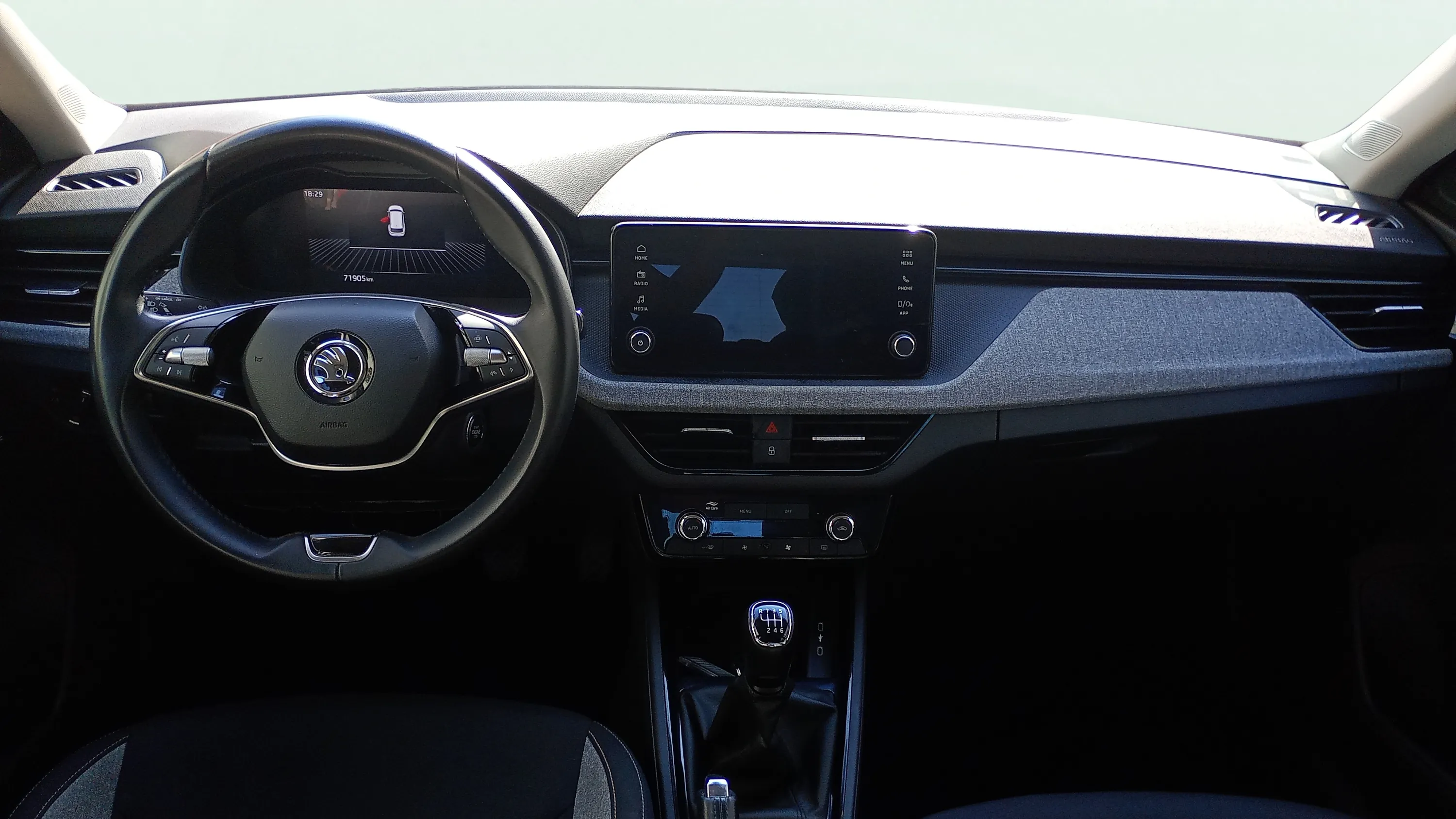 Škoda Kamiq 1.0 TSI Selection - foto 6