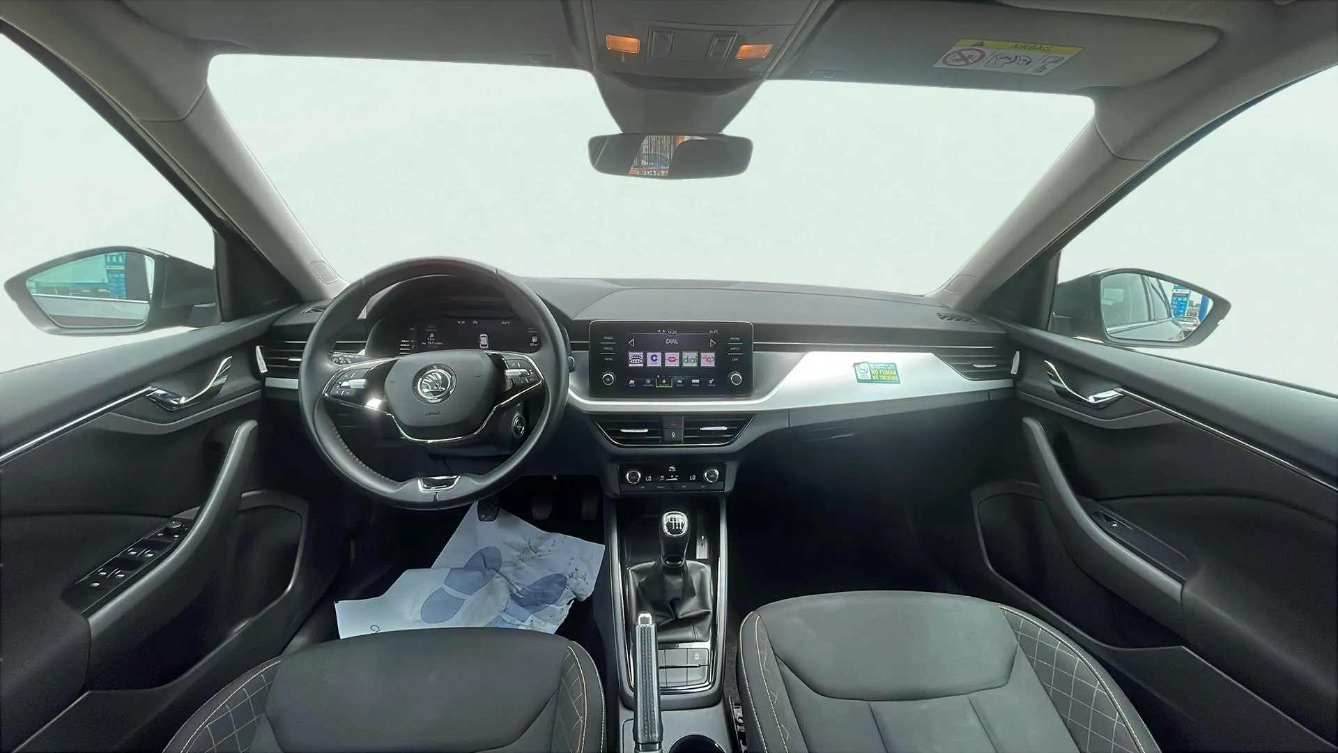 Škoda Kamiq 1.0 TSI Ambition - foto 9