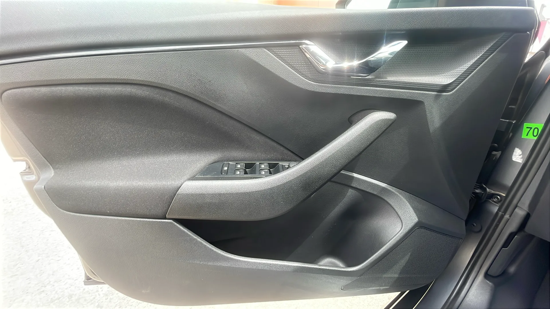 Škoda Kamiq 1.0 TSI Ambition - foto 19
