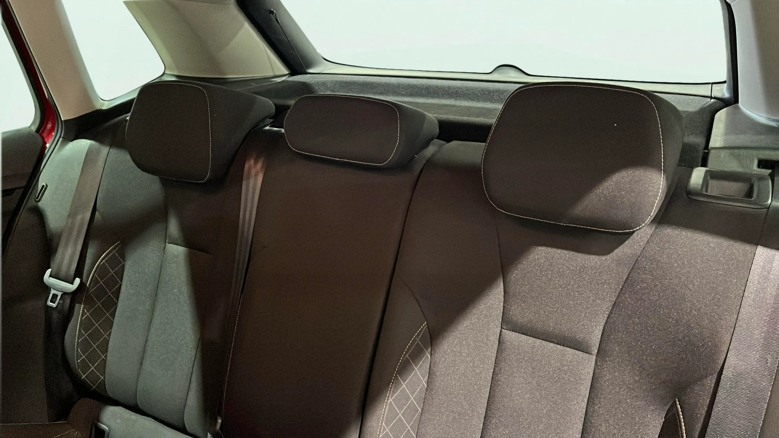 Škoda Kamiq 1.0 TSI Ambition - foto 11