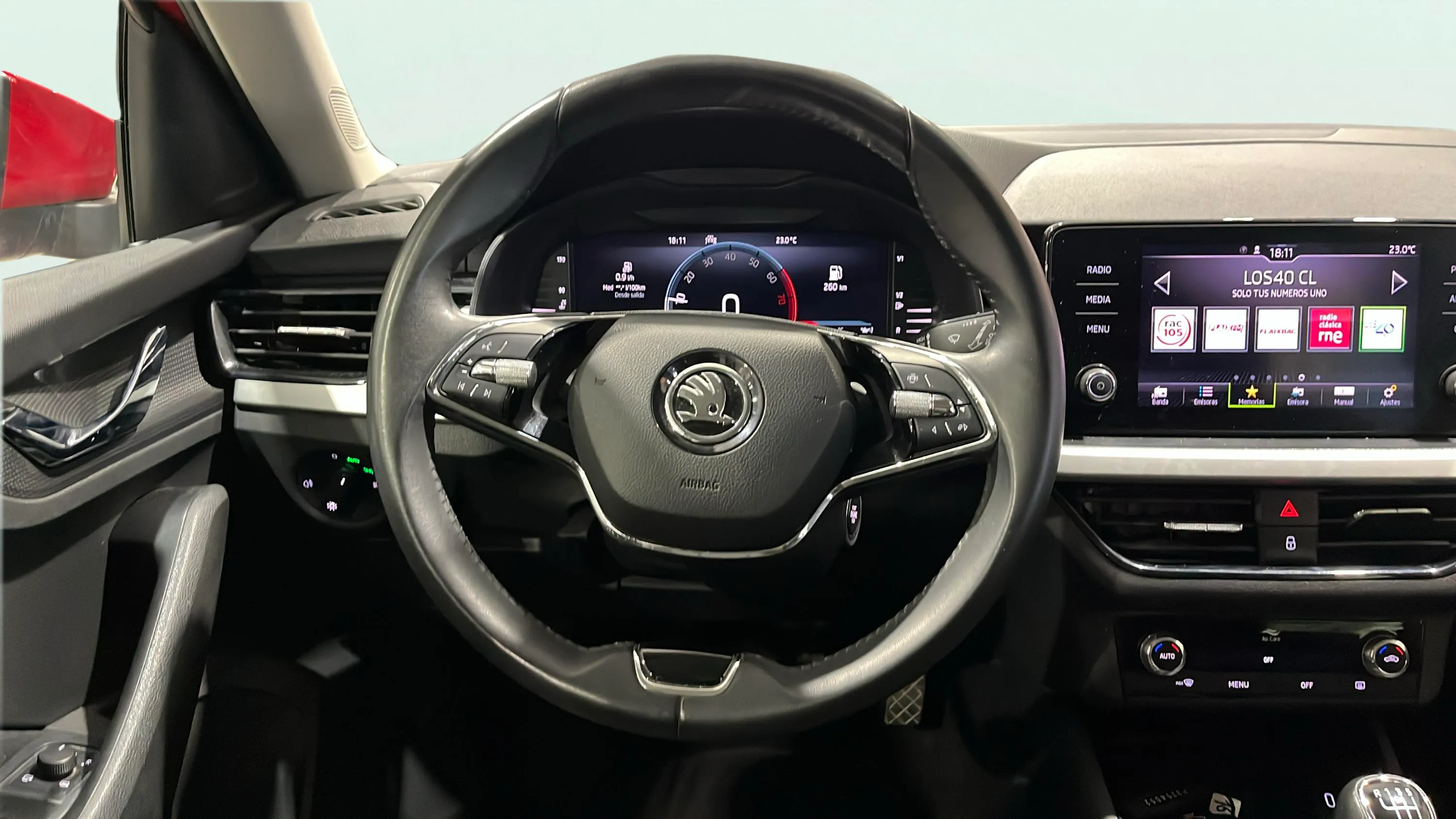 Škoda Kamiq 1.0 TSI Ambition - foto 28