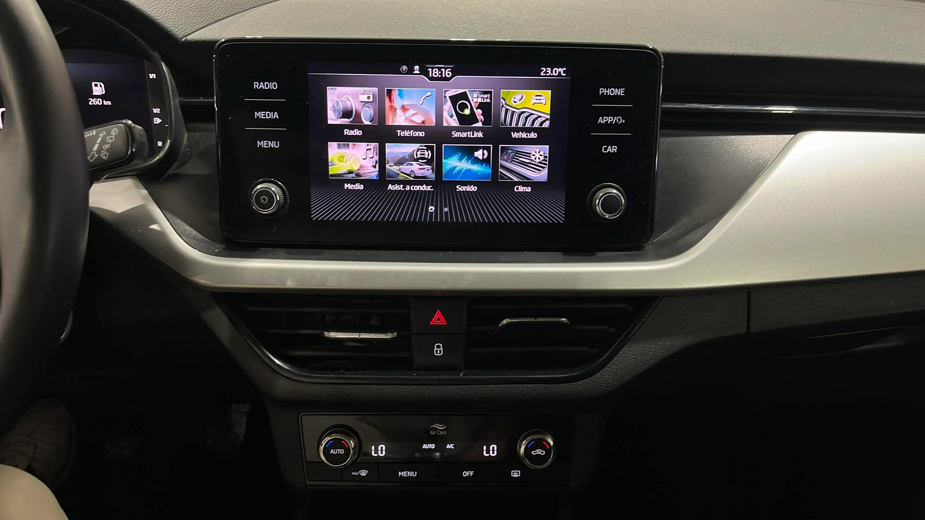 Škoda Kamiq 1.0 TSI Ambition - foto 20