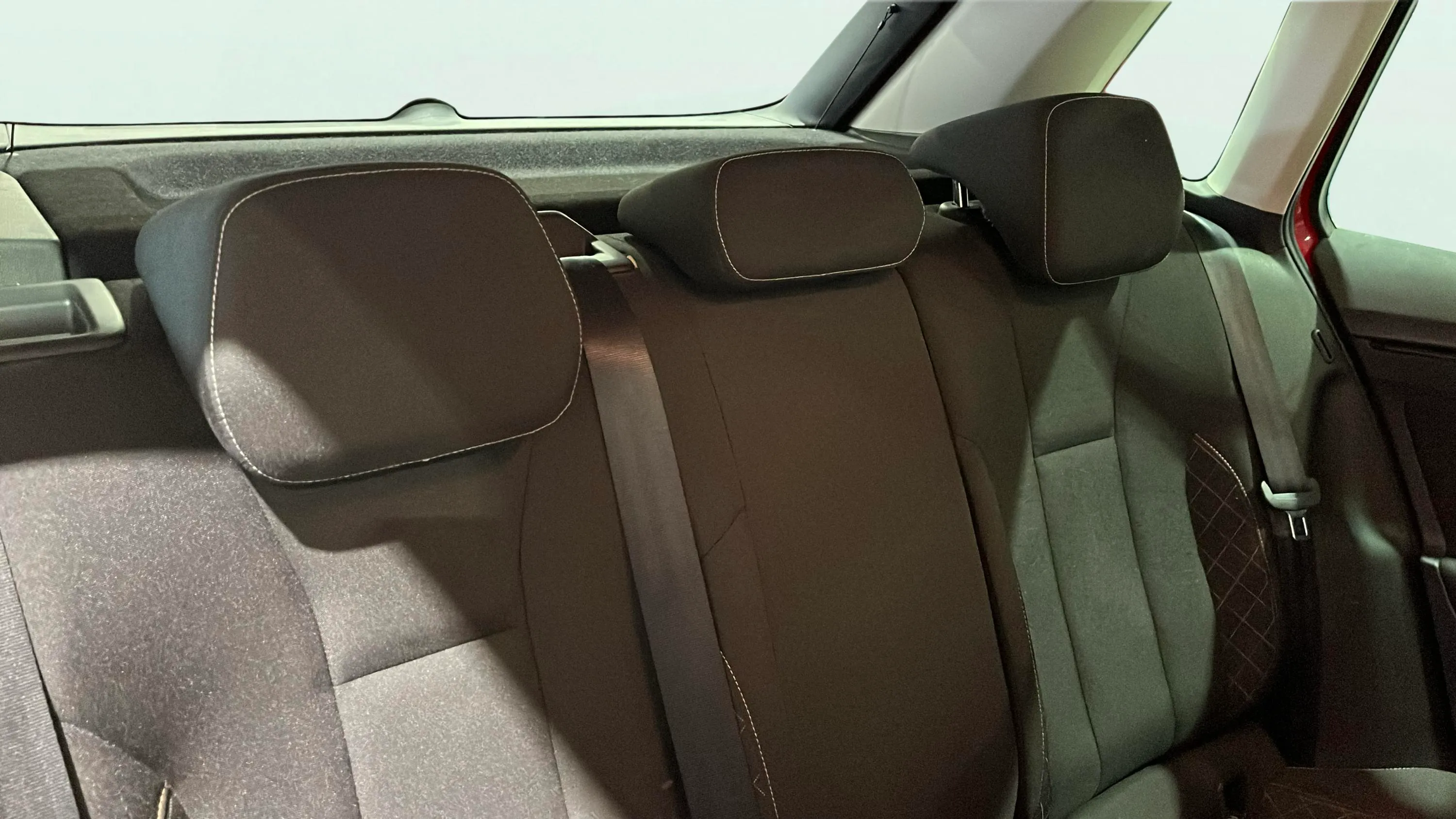 Škoda Kamiq 1.0 TSI Ambition - foto 13