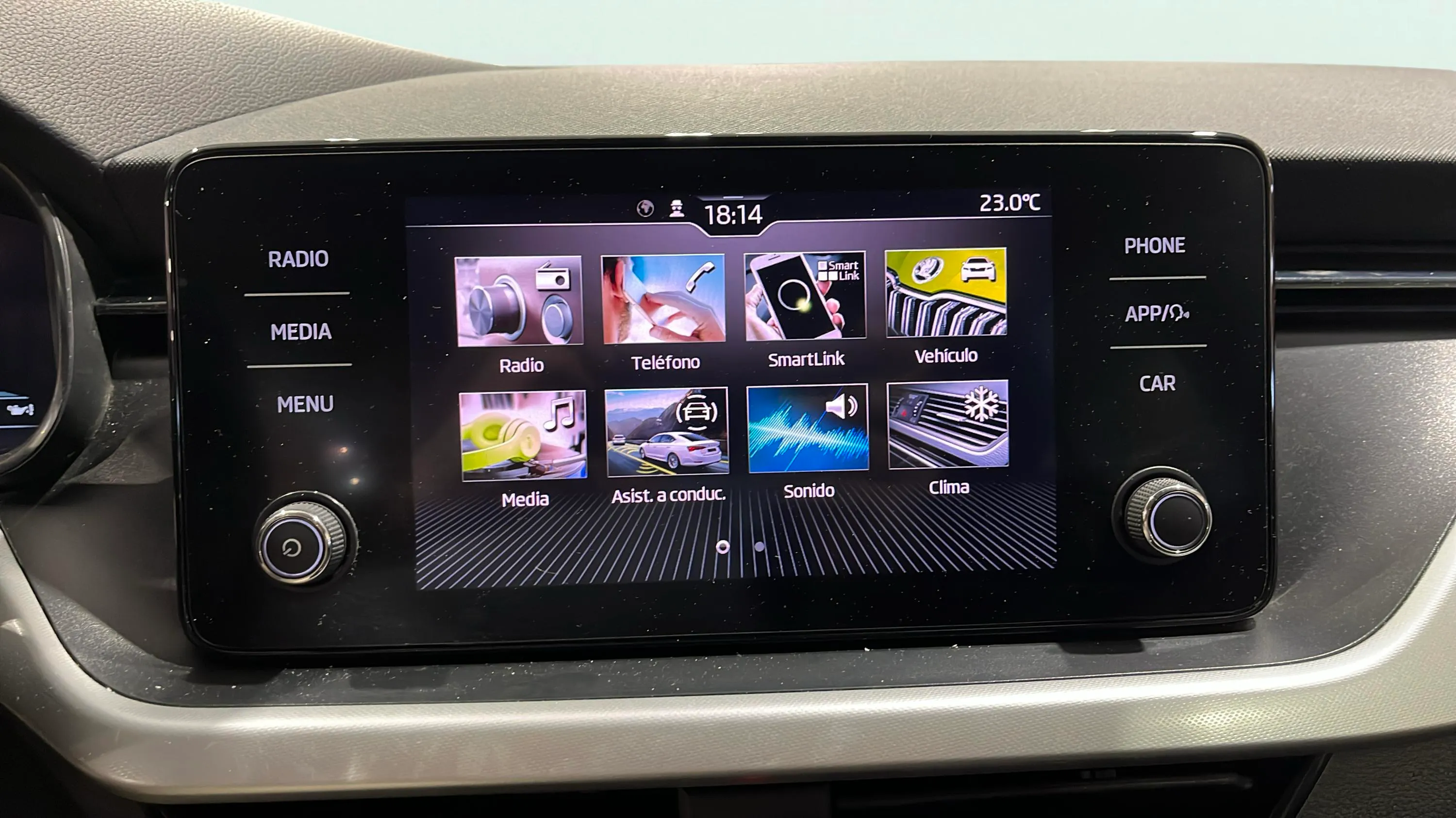 Škoda Kamiq 1.0 TSI Ambition - foto 21