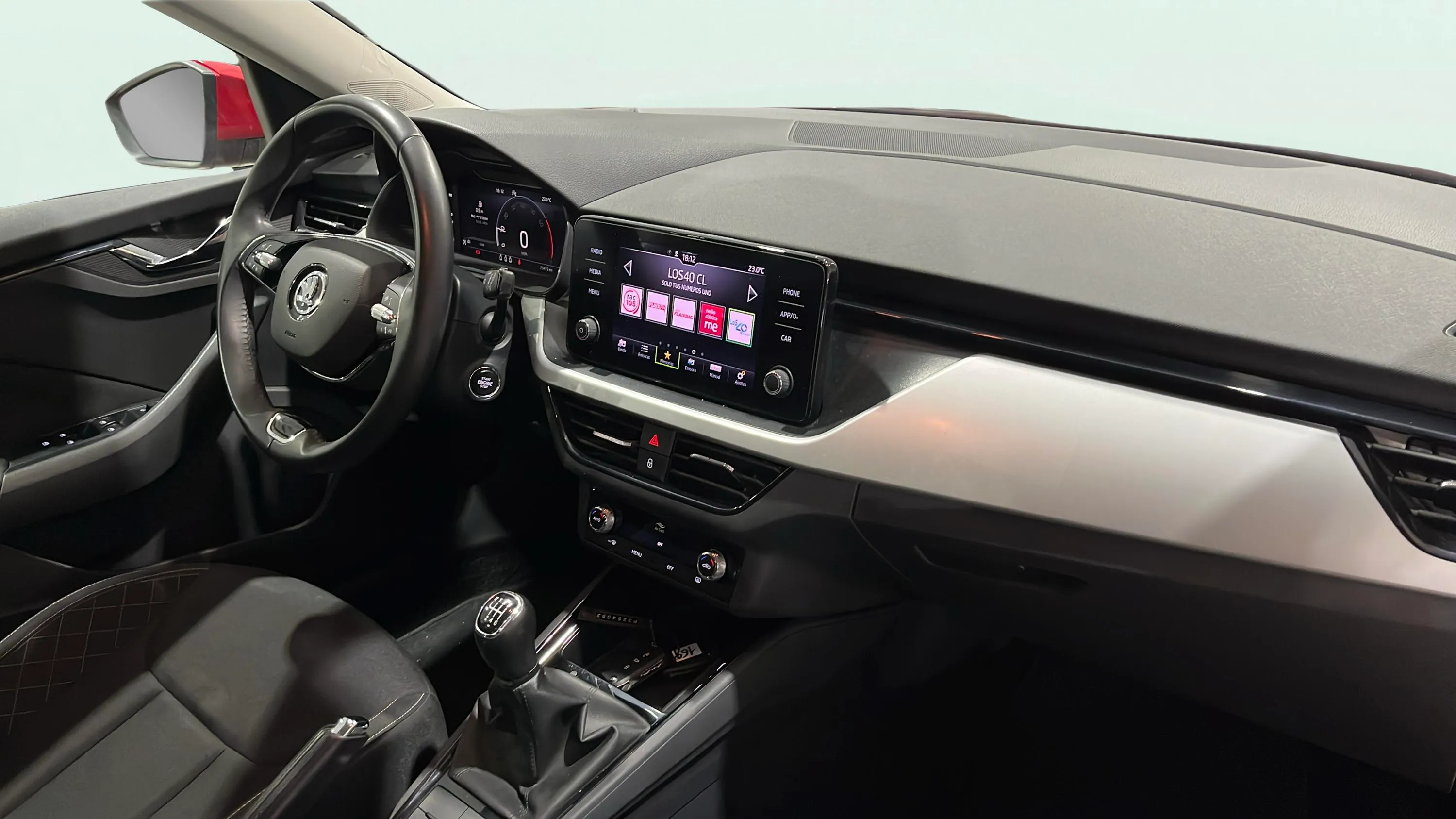 Škoda Kamiq 1.0 TSI Ambition - foto 12