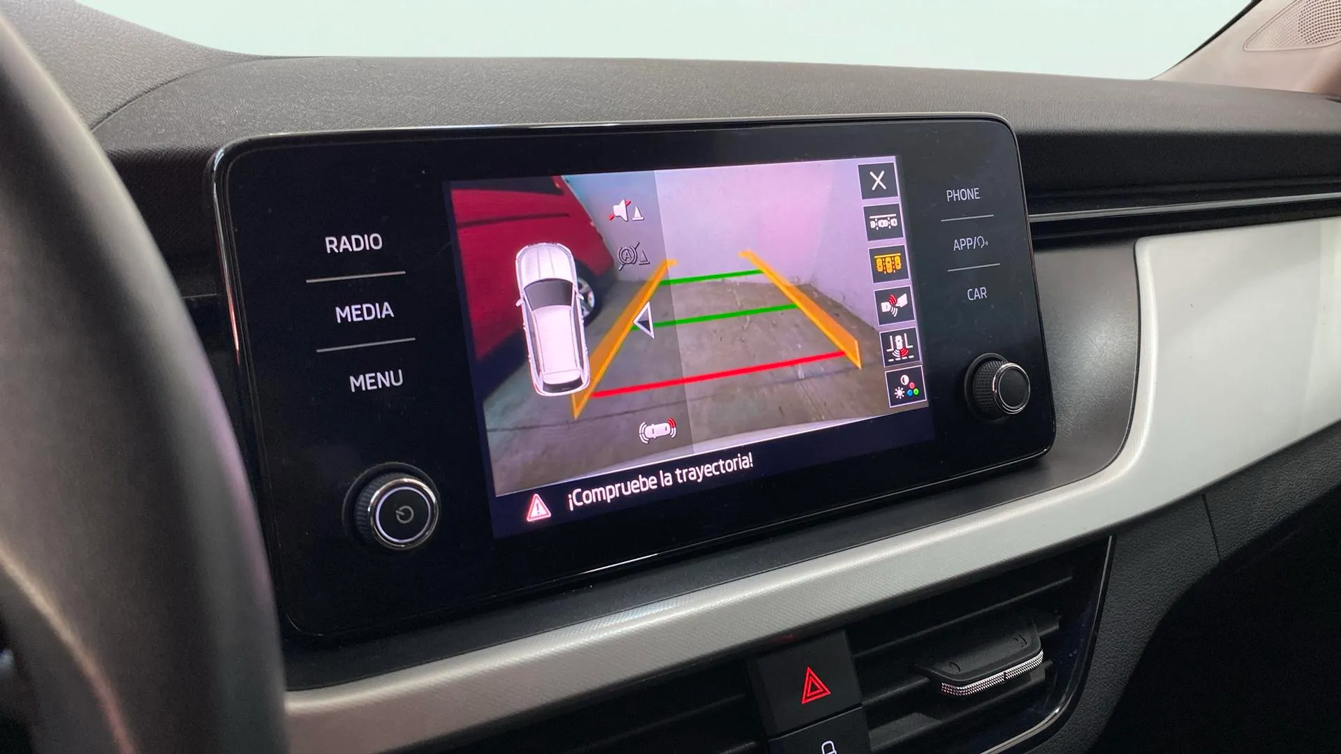 Škoda Kamiq 1.0 TSI Selection - foto 15
