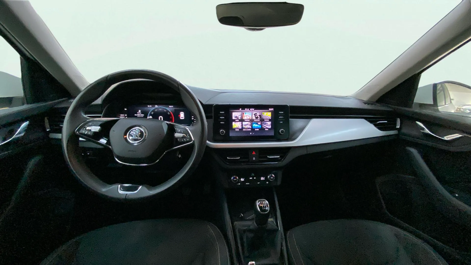 Škoda Kamiq 1.0 TSI Selection - foto 11