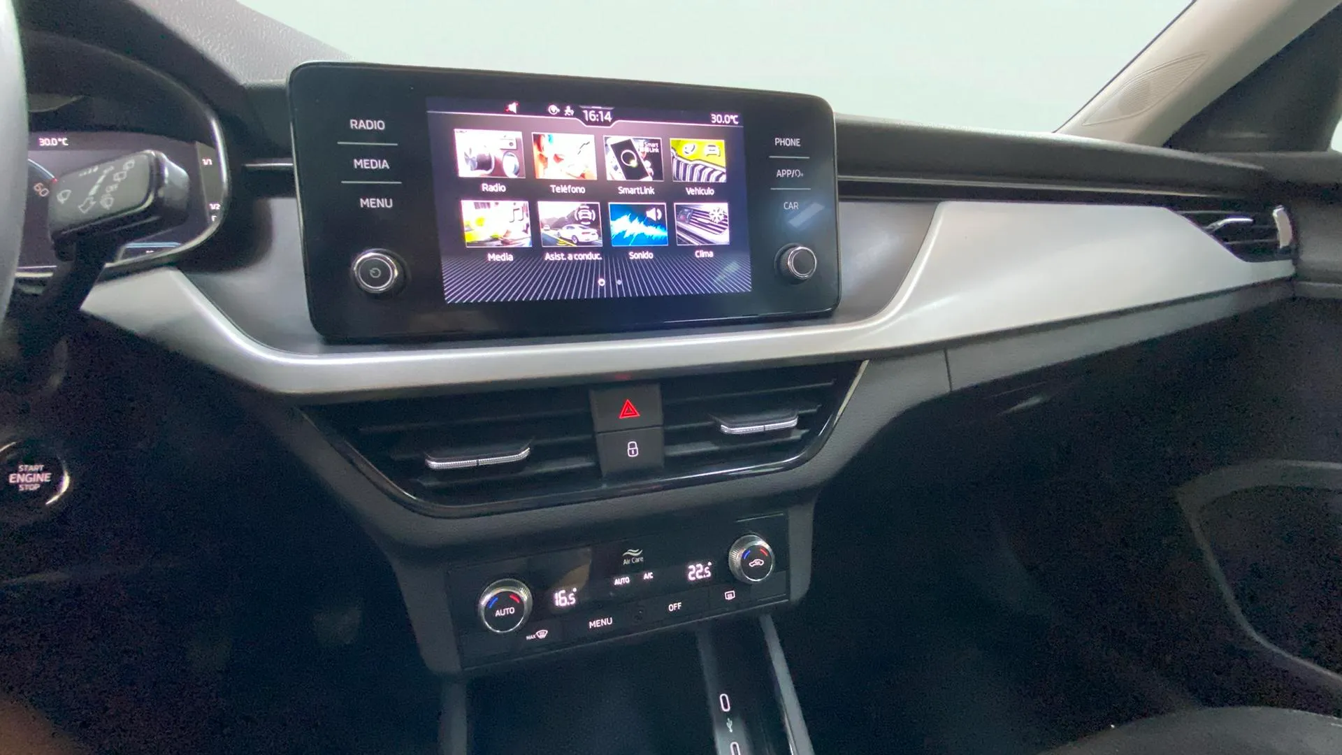 Škoda Kamiq 1.0 TSI Selection - foto 14