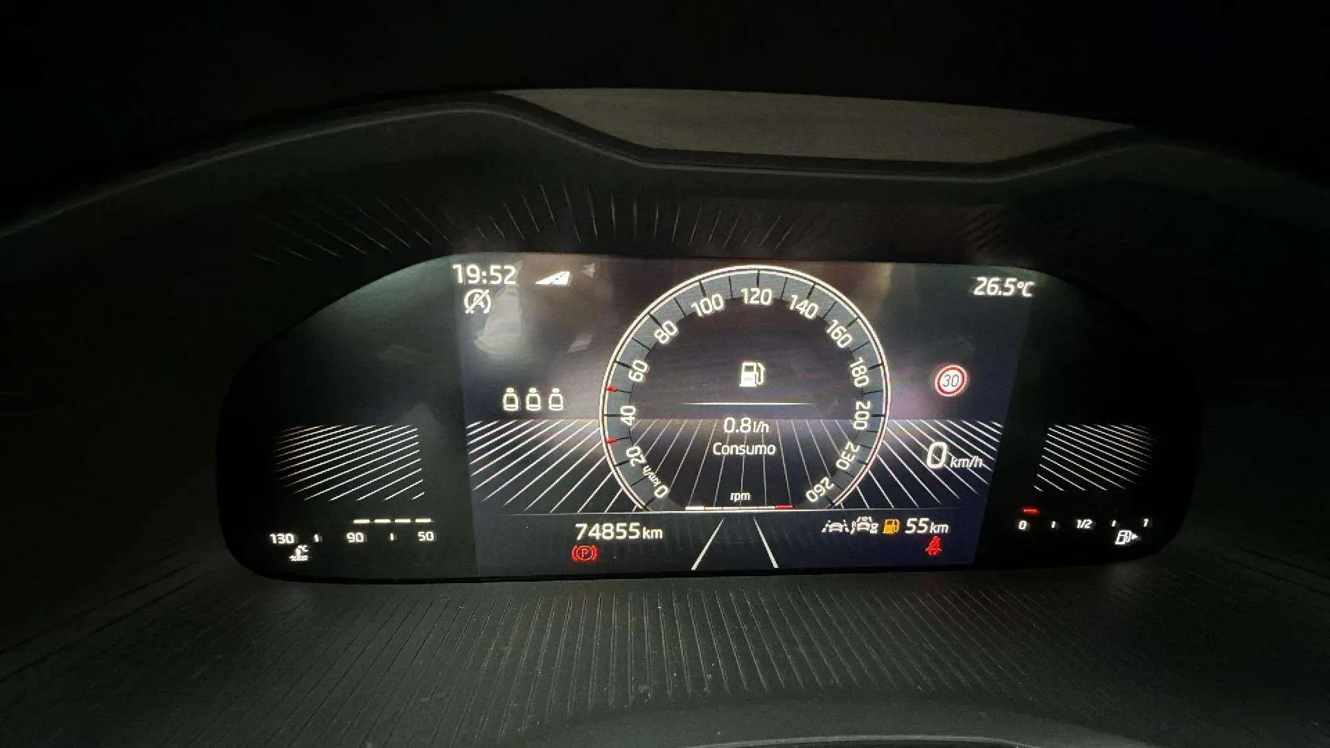 Škoda Kamiq 1.0 TSI Selection - foto 18