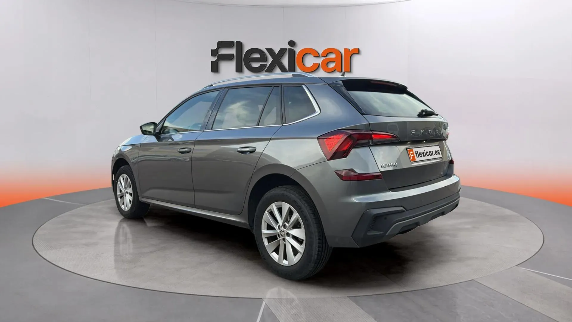 Škoda Kamiq 1.0 TSI Selection - foto 11