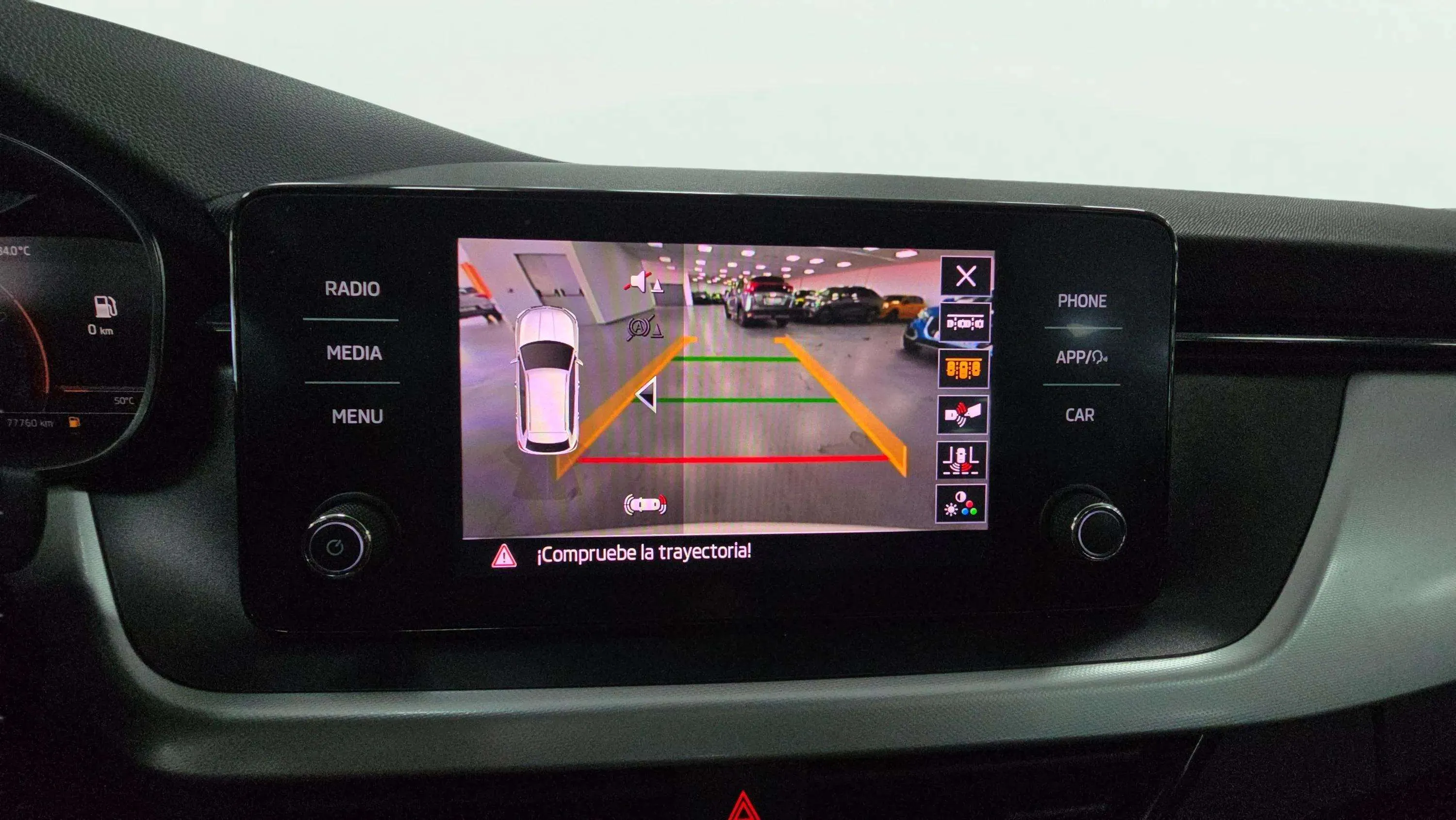 Škoda Kamiq 1.0 TSI Selection - foto 21