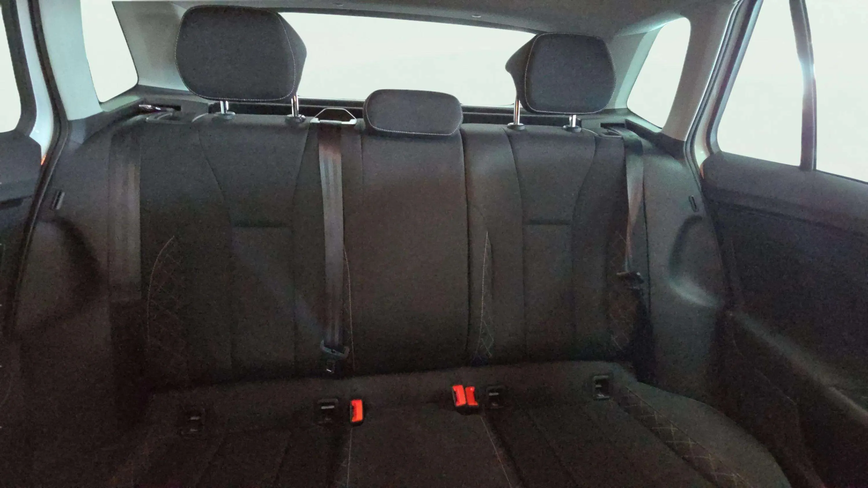 Škoda Kamiq 1.0 TSI Selection - foto 17
