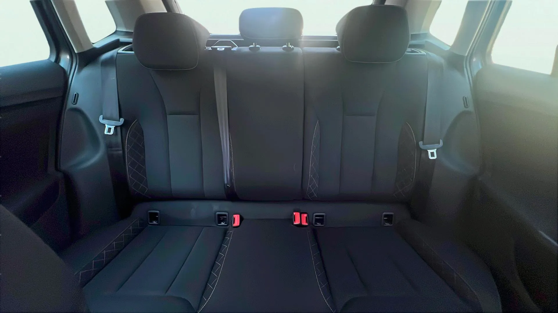 Škoda Kamiq 1.0 TSI Selection - foto 18