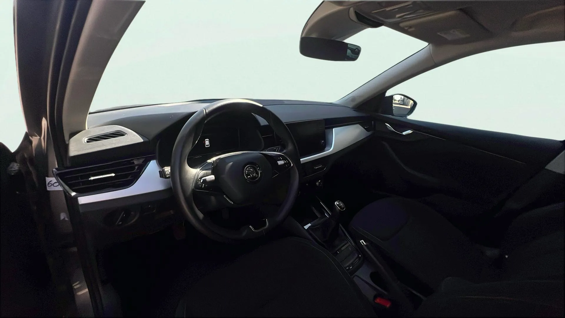 Škoda Kamiq 1.0 TSI Selection - foto 11