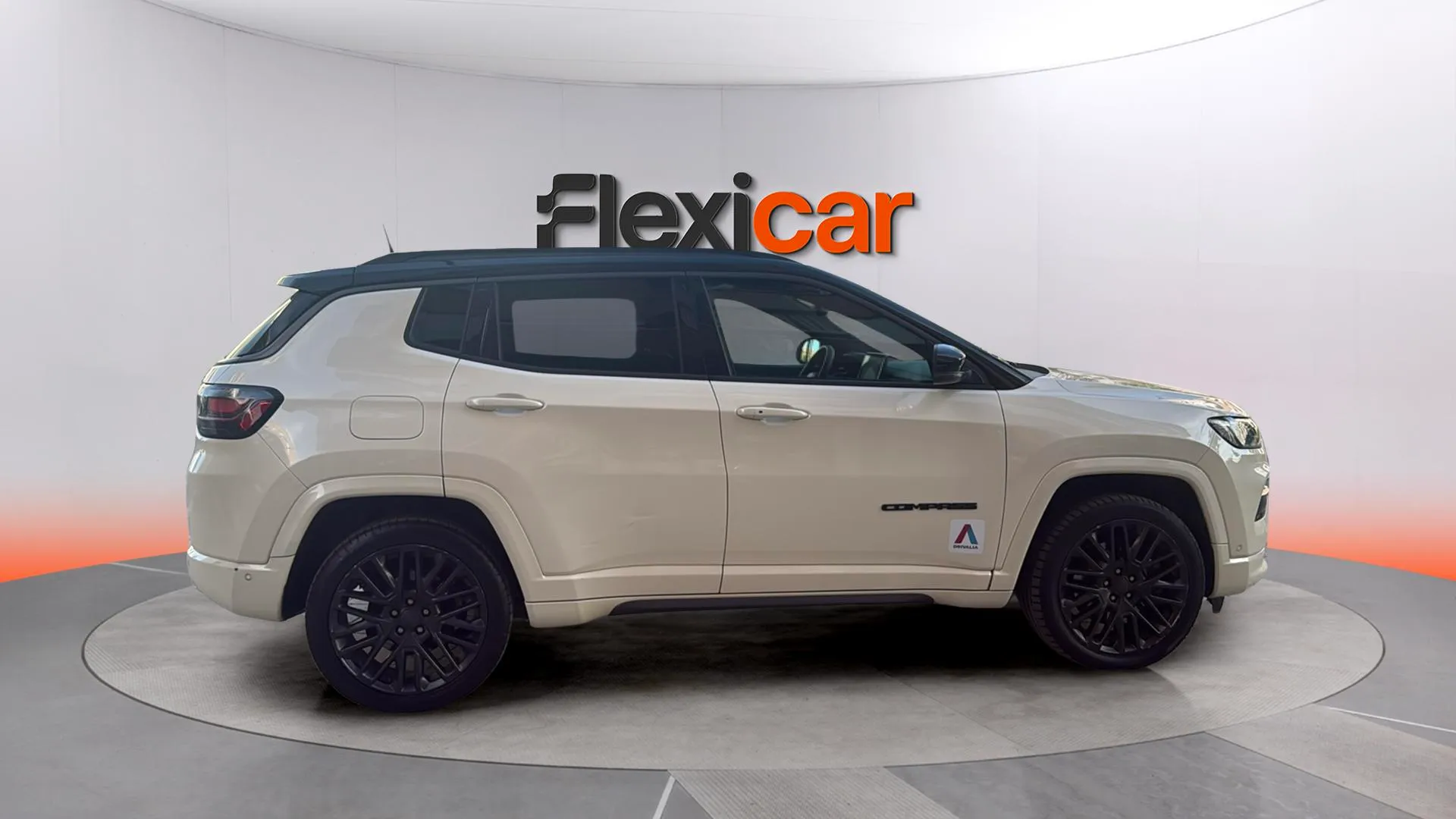 Jeep Compass 1.3 PHEV S AWD - foto 8