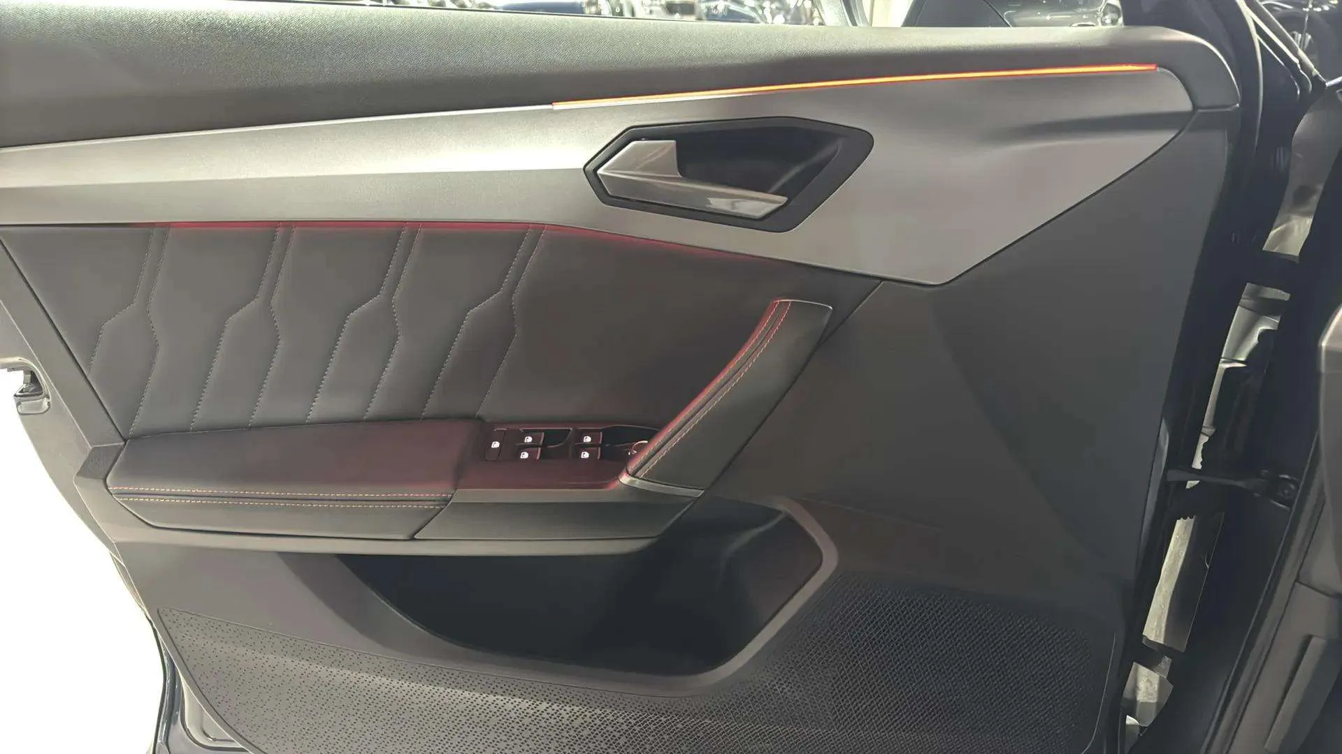 Cupra Formentor 1.5 TSI DSG - foto 25