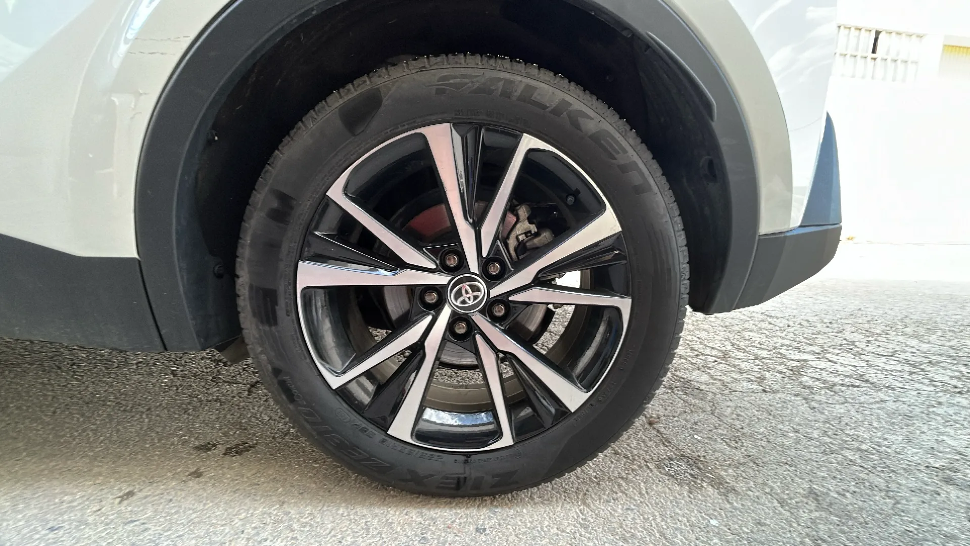 Toyota C-HR 1.8 Active Hybrid 140 - foto 18