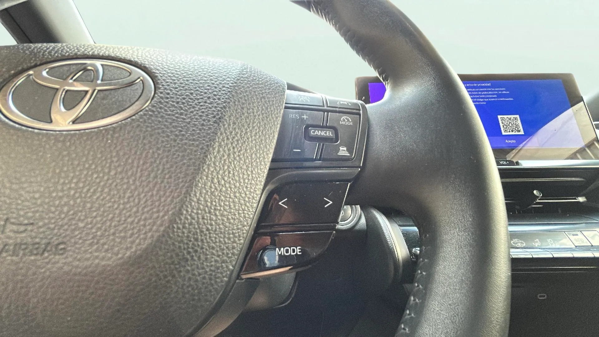 Toyota C-HR 1.8 Active Hybrid 140 - foto 11