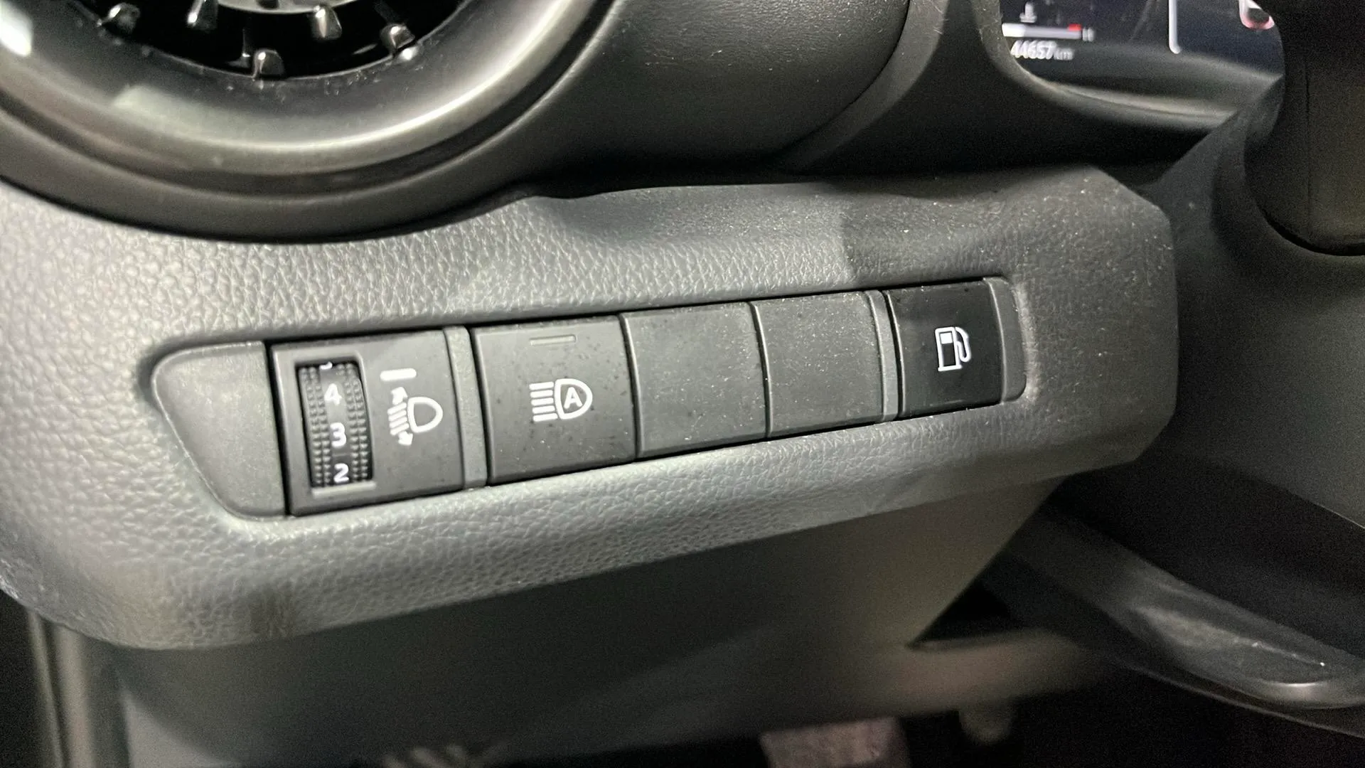 Toyota C-HR 1.8 Advance Hybrid 140 - foto 16