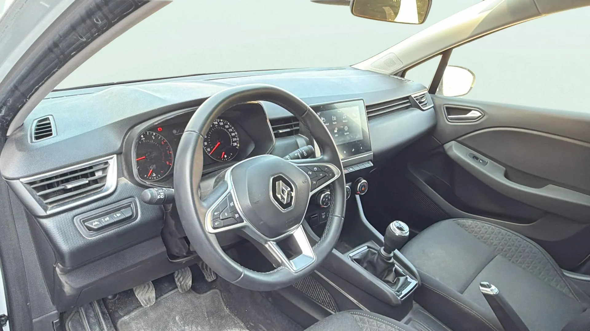 Renault Clio Authentic SCe - foto 8