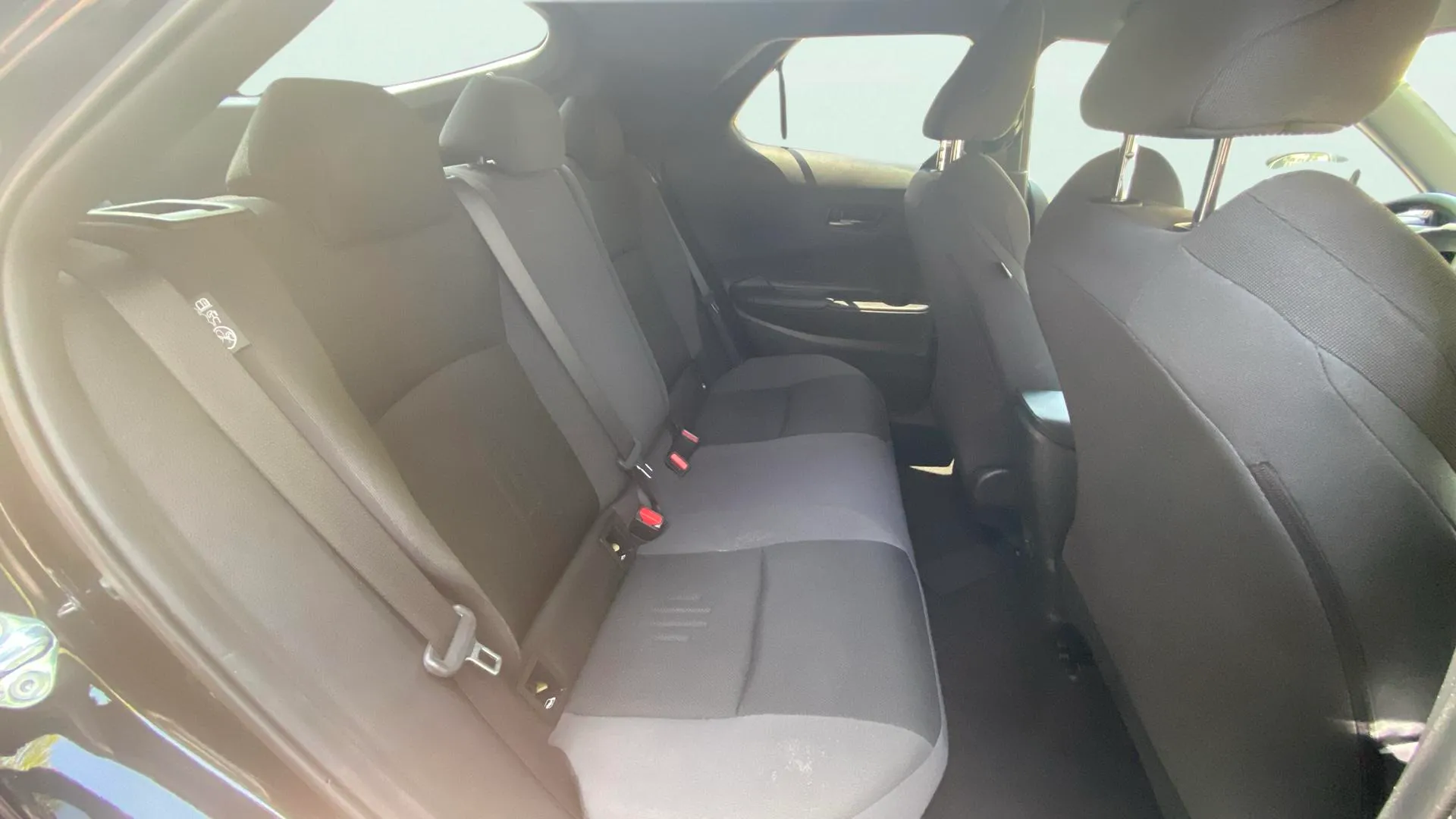 Toyota C-HR 1.8 Advance Hybrid 140 - foto 13
