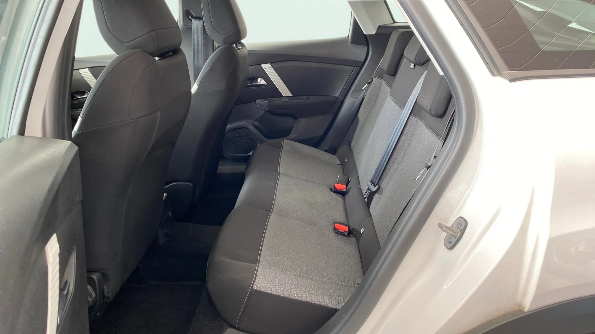 Citroën C4 BlueHDi 110 Feel - foto 12