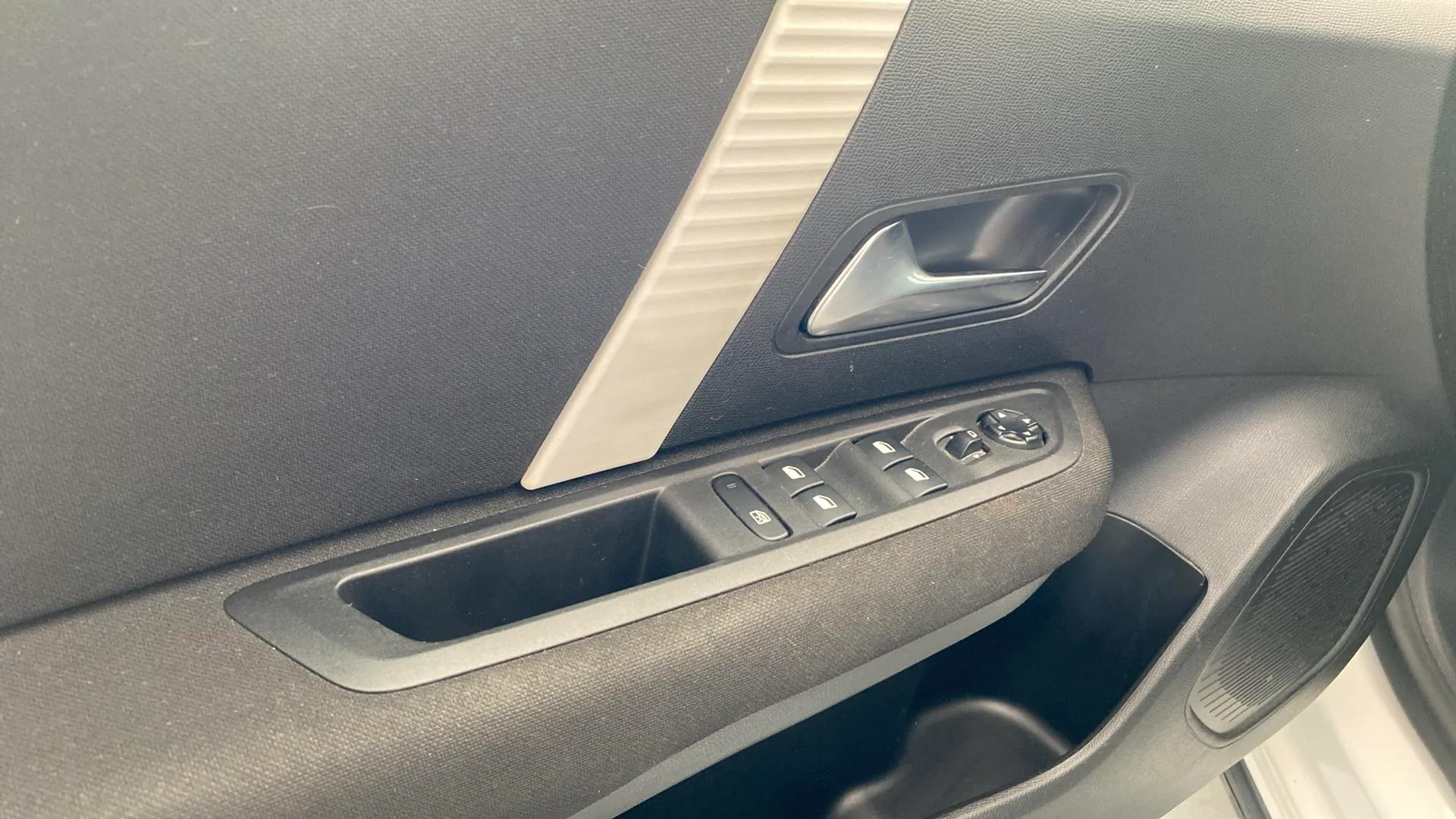 Citroën C4 BlueHDi 110 Feel - foto 19