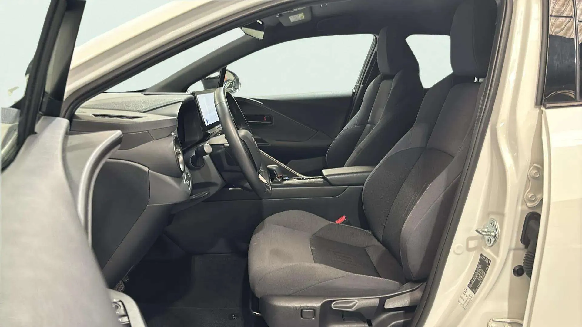 Toyota C-HR 1.8 Advance Hybrid 140 - foto 22