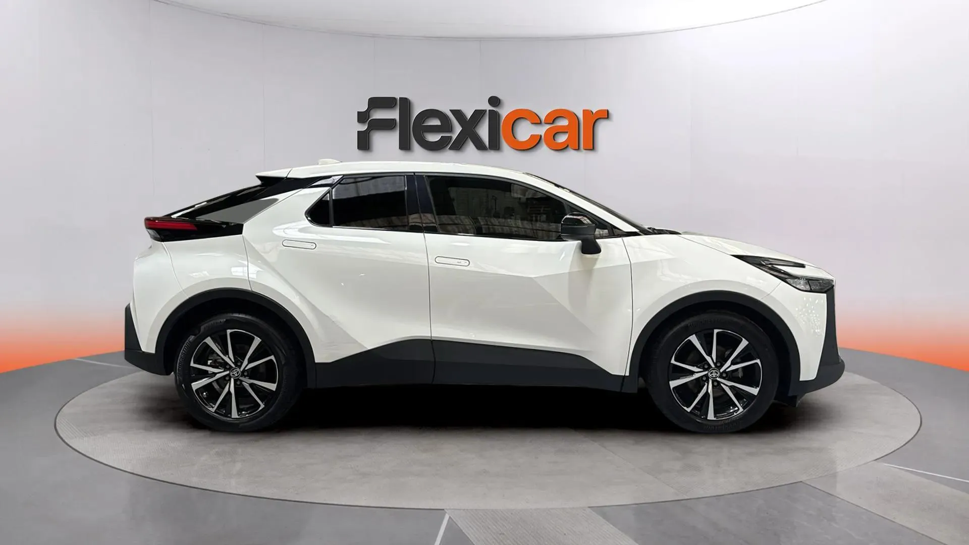 Toyota C-HR 1.8 Advance Hybrid 140 - foto 8