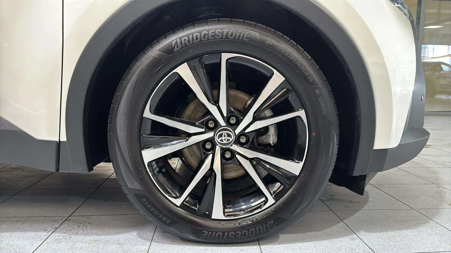 Toyota C-HR 1.8 Advance Hybrid 140 - foto 30