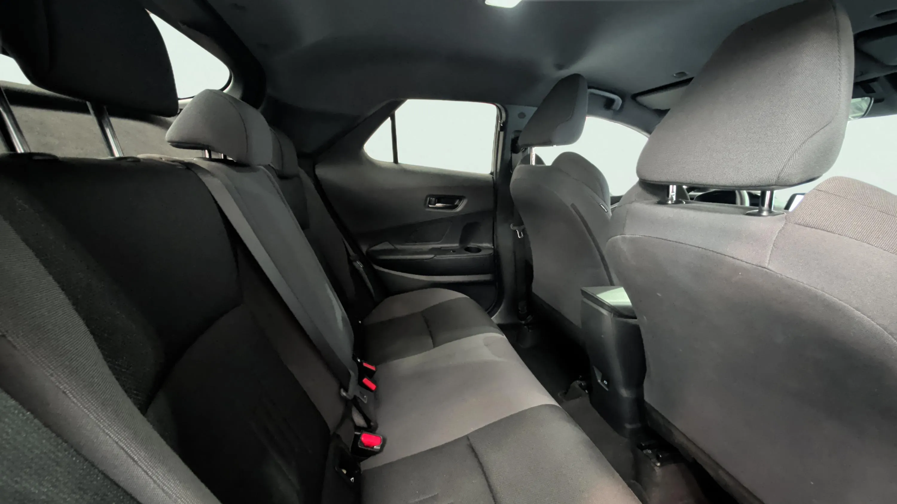 Toyota C-HR 1.8 Advance Hybrid 140 - foto 12