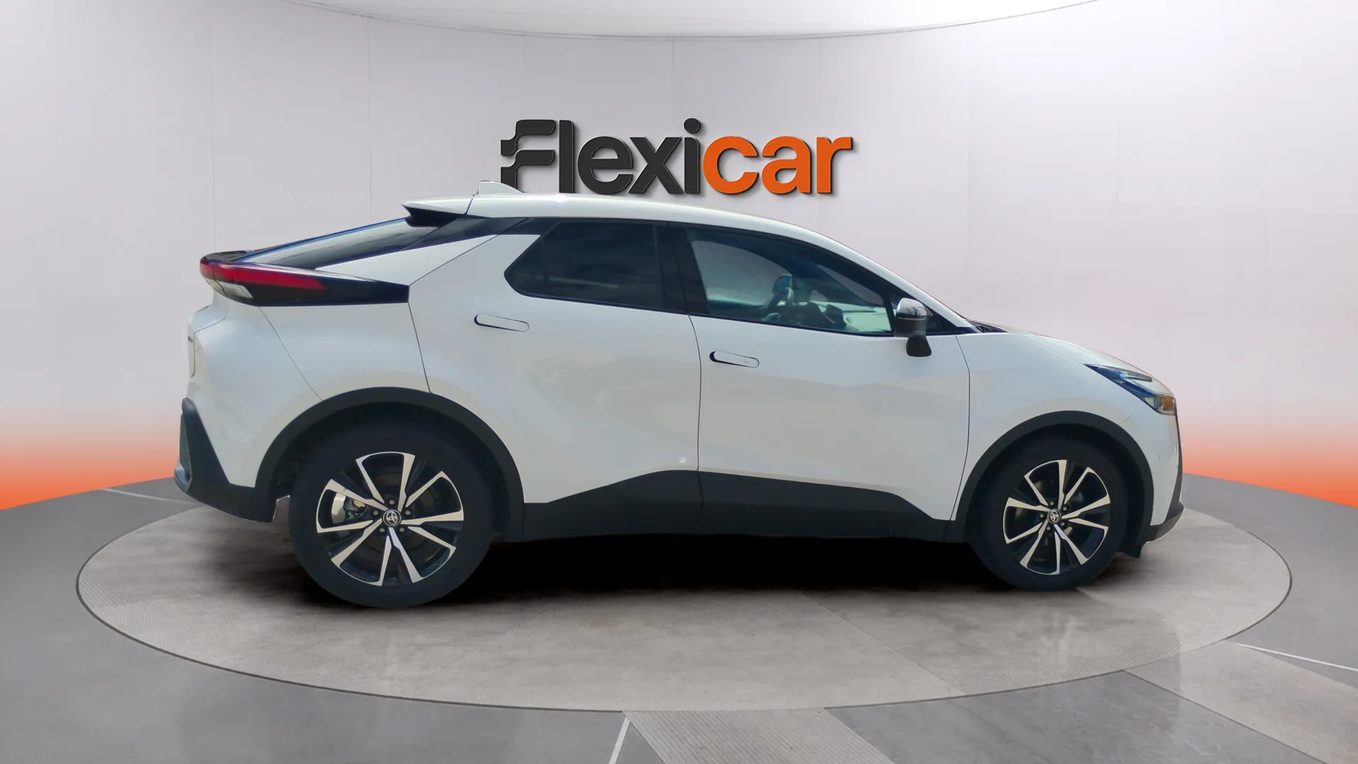 Toyota C-HR 1.8 Advance Hybrid 140 - foto 2