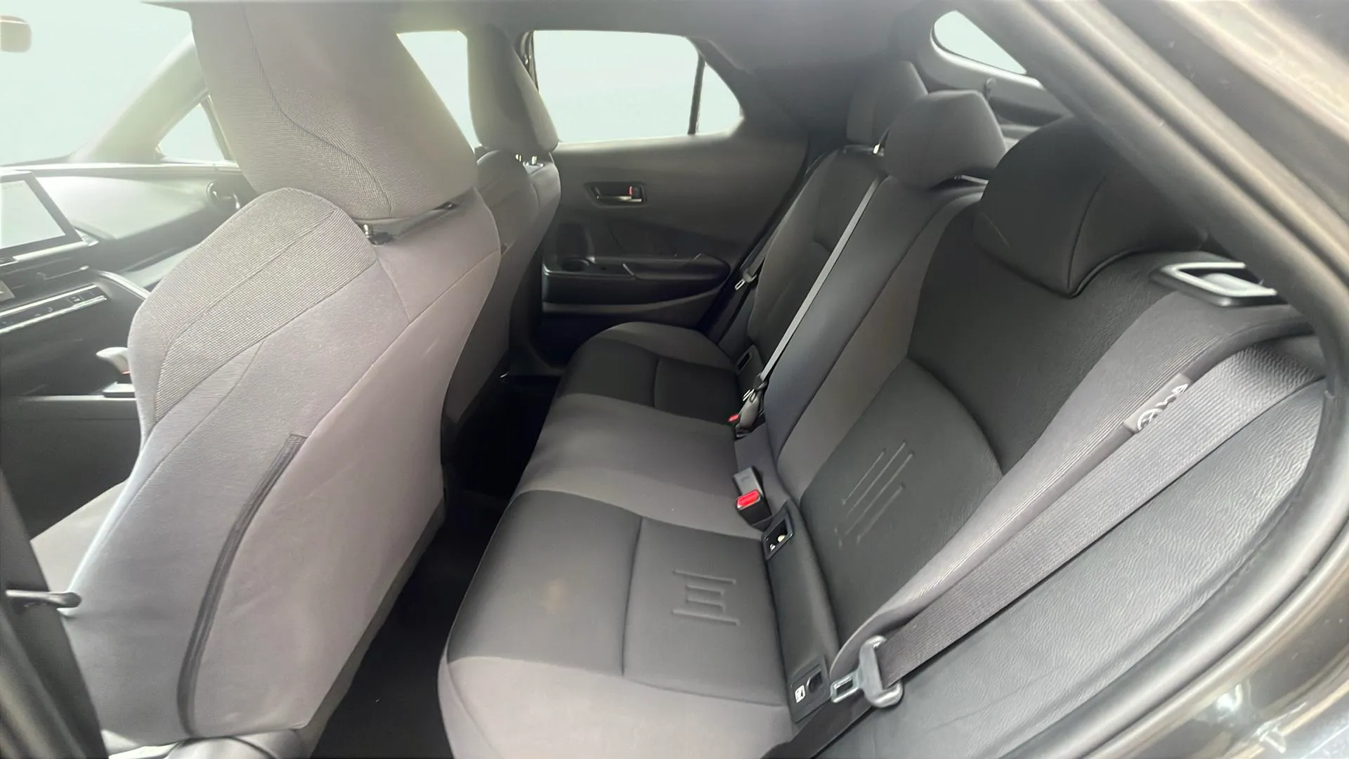 Toyota C-HR 1.8 Advance Hybrid 140 - foto 16