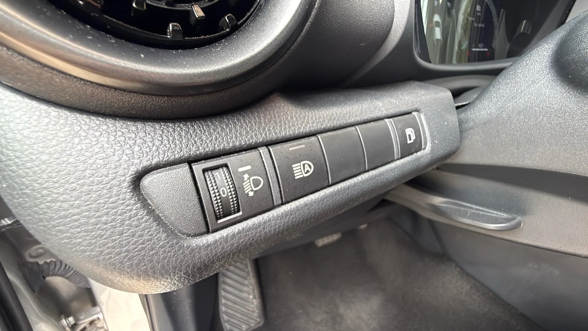 Toyota C-HR 1.8 Advance Hybrid 140 - foto 18