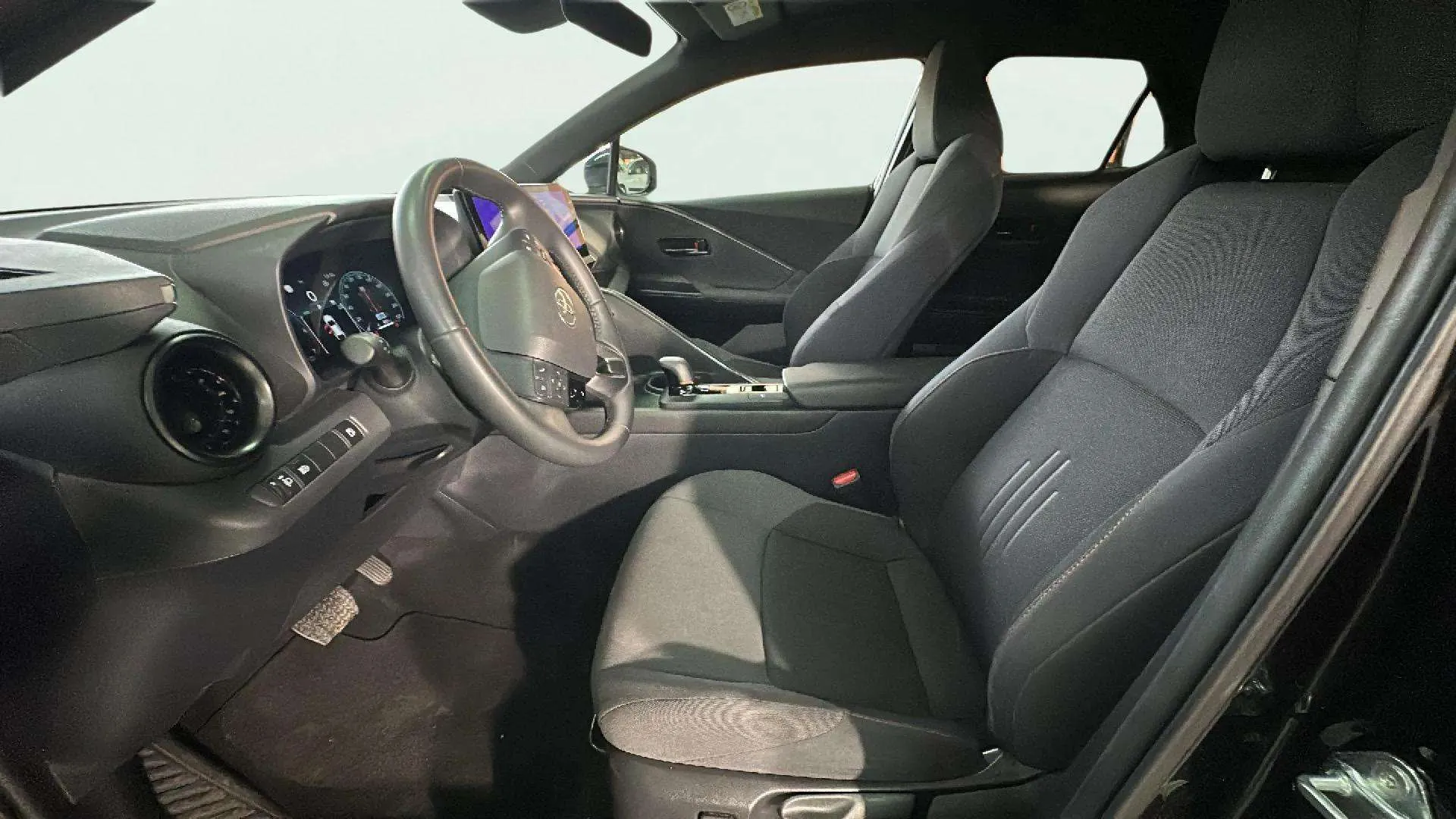 Toyota C-HR 1.8 Advance Hybrid 140 - foto 19