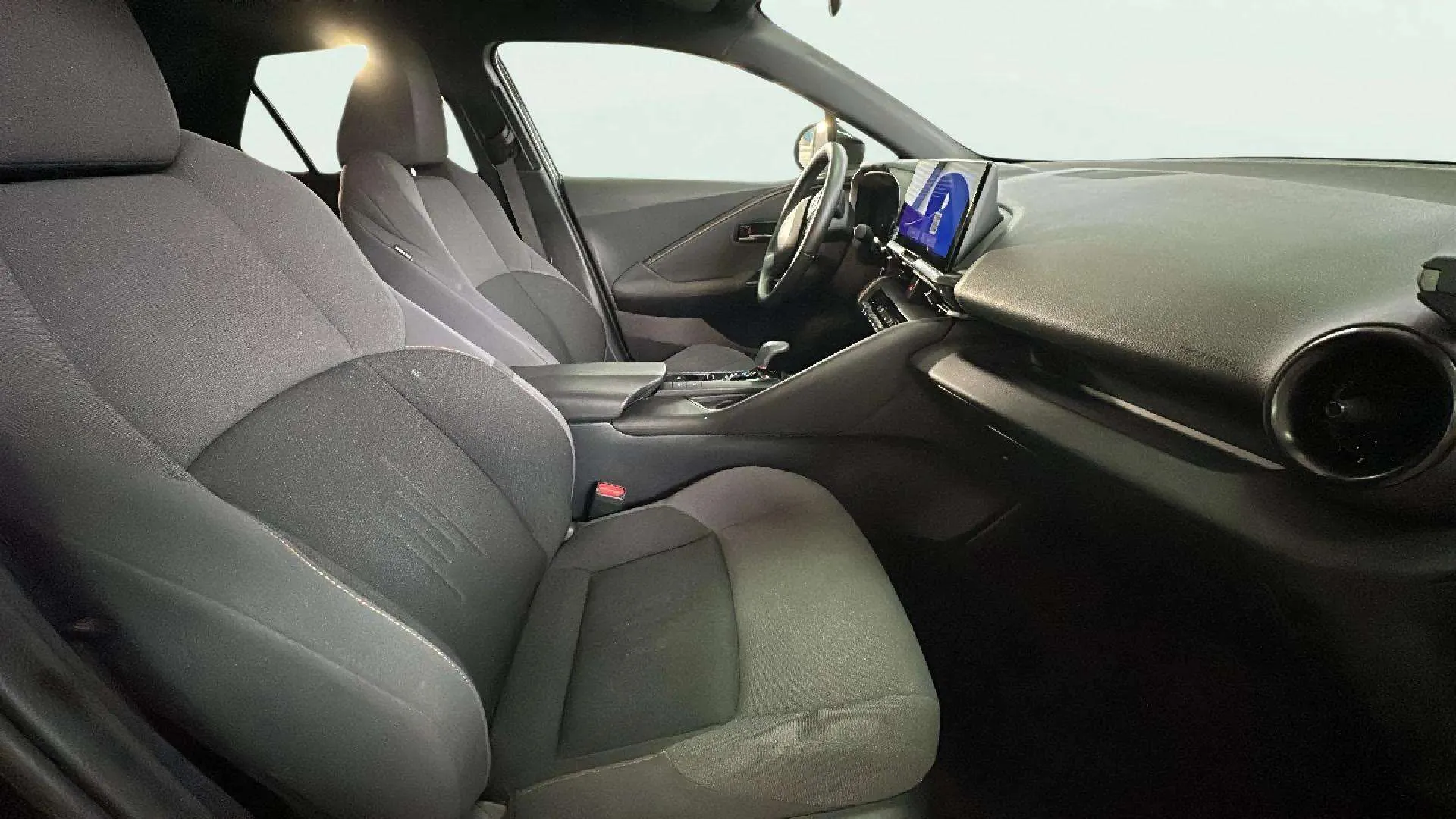 Toyota C-HR 1.8 Advance Hybrid 140 - foto 22