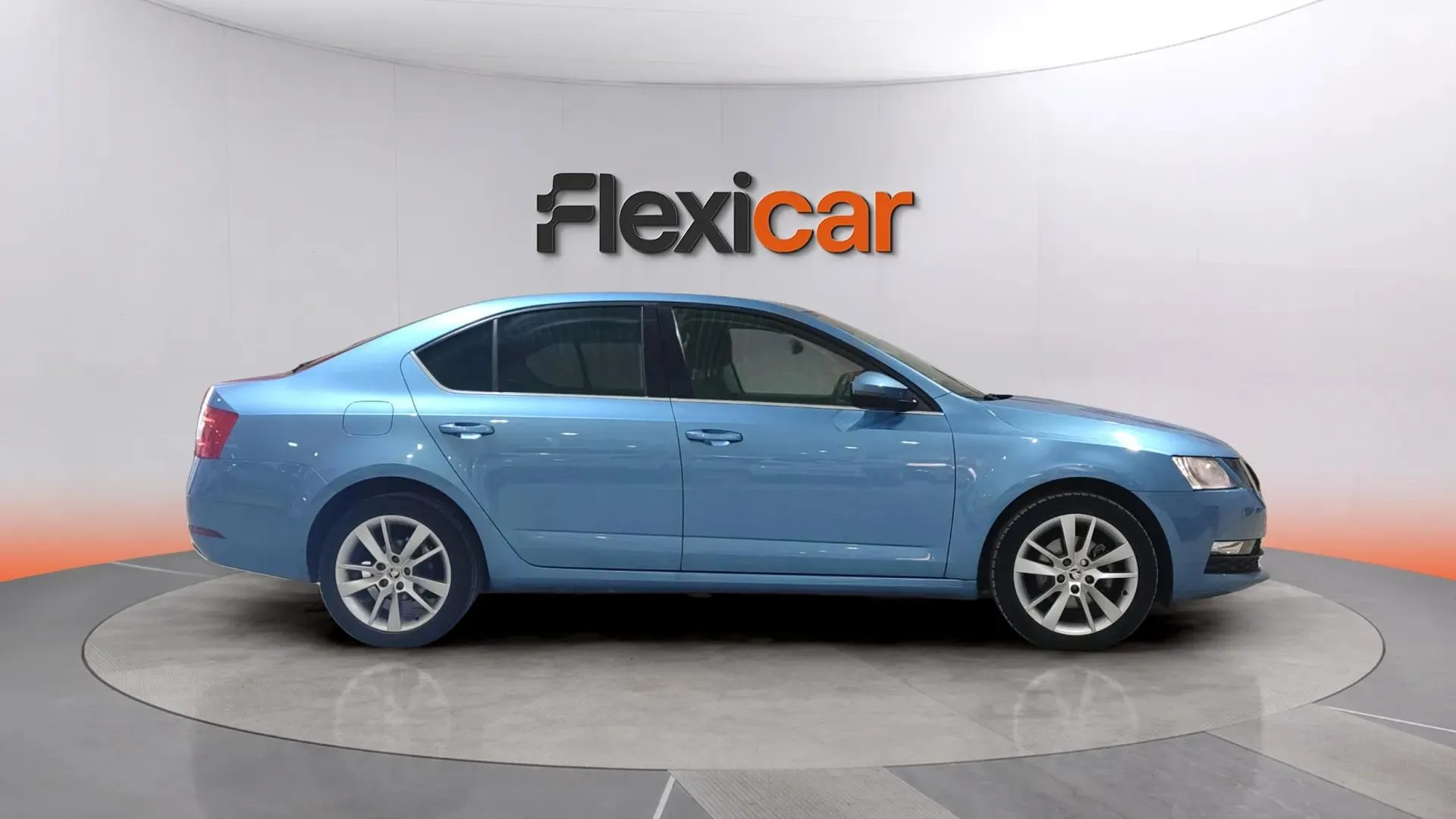 Škoda Octavia 1.0 TSI Active - foto 3